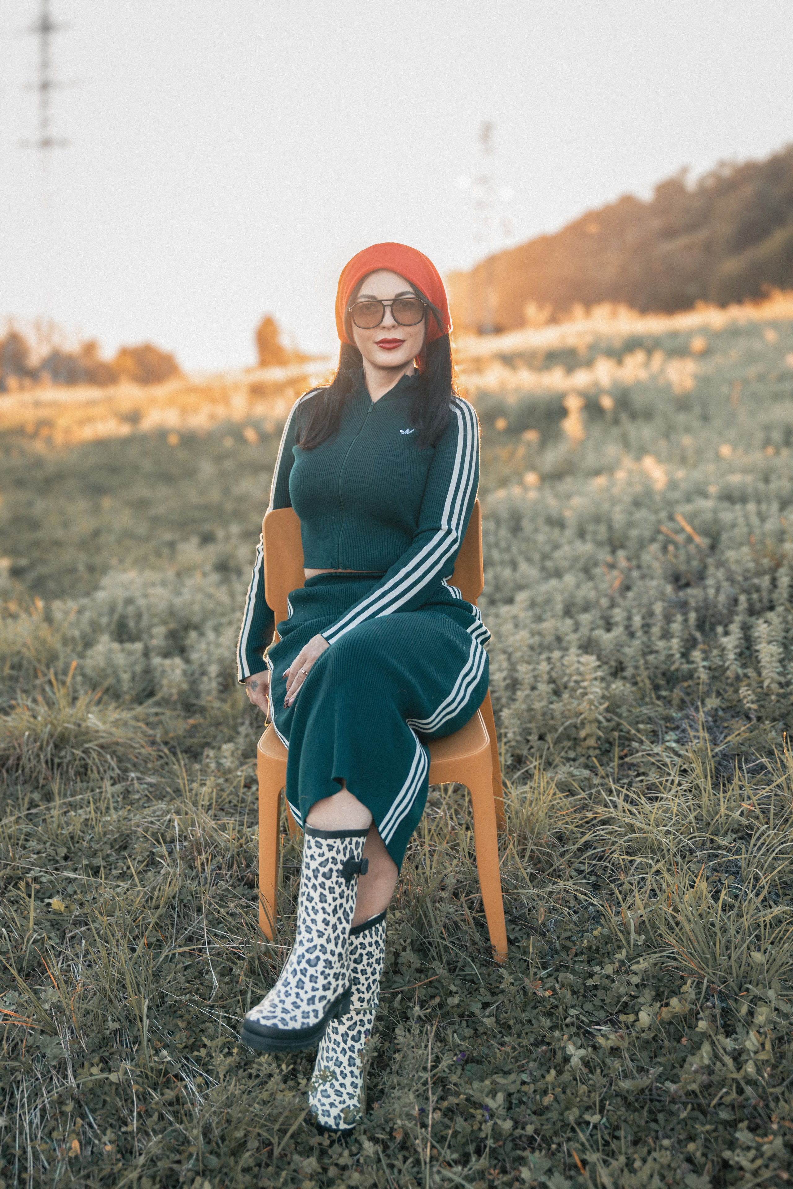 Kontrasti narave in stila. Fotograf Zoja | Fotografiranje krsta, poroke in družine v Sloveniji