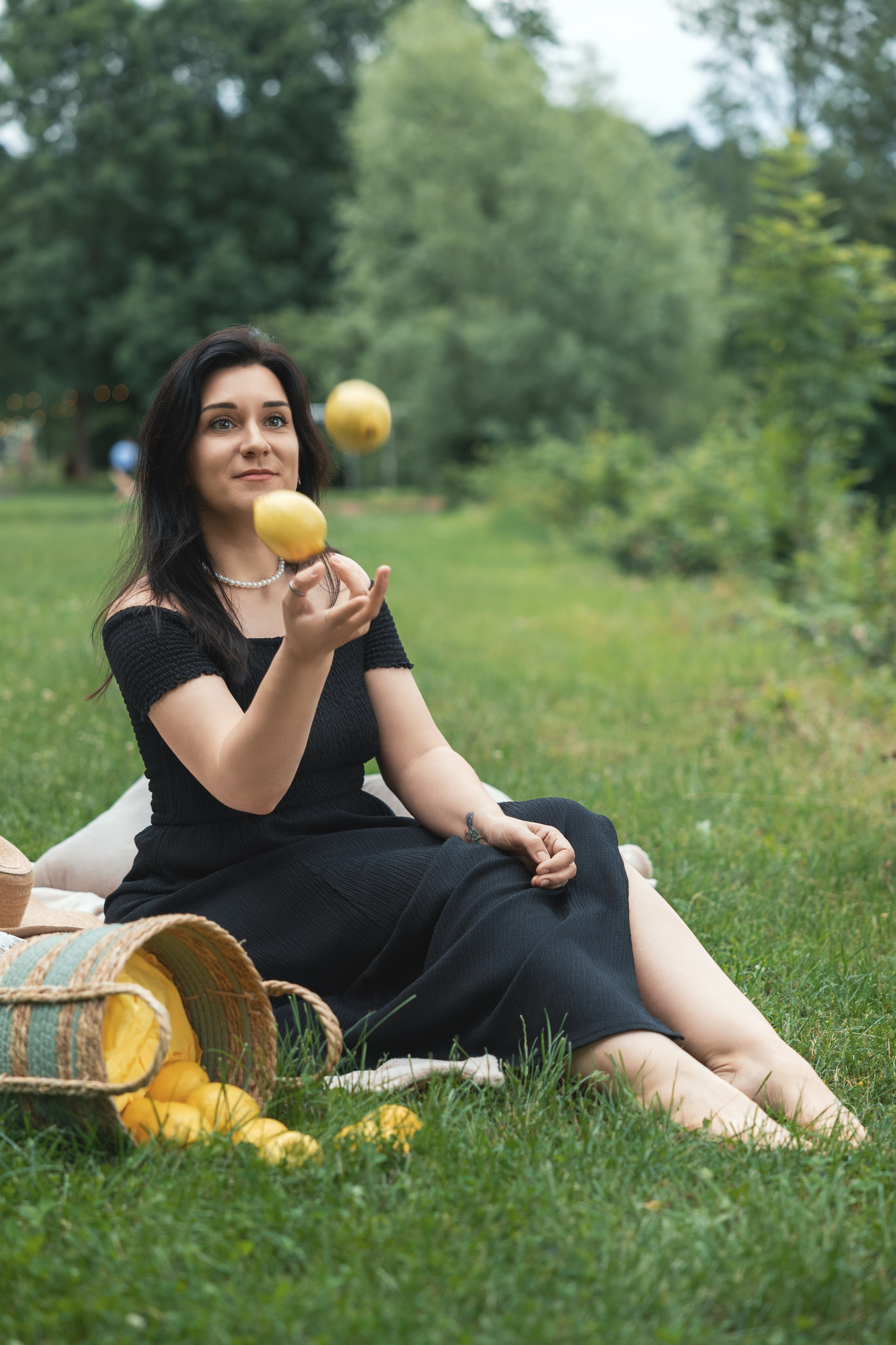 Citrusni vibe: ujete sekunde poletja / Цитрусовый вайб: пойманные секунды лета. Fotograf Zoja | Fotografiranje krsta, poroke in družine v Sloveniji