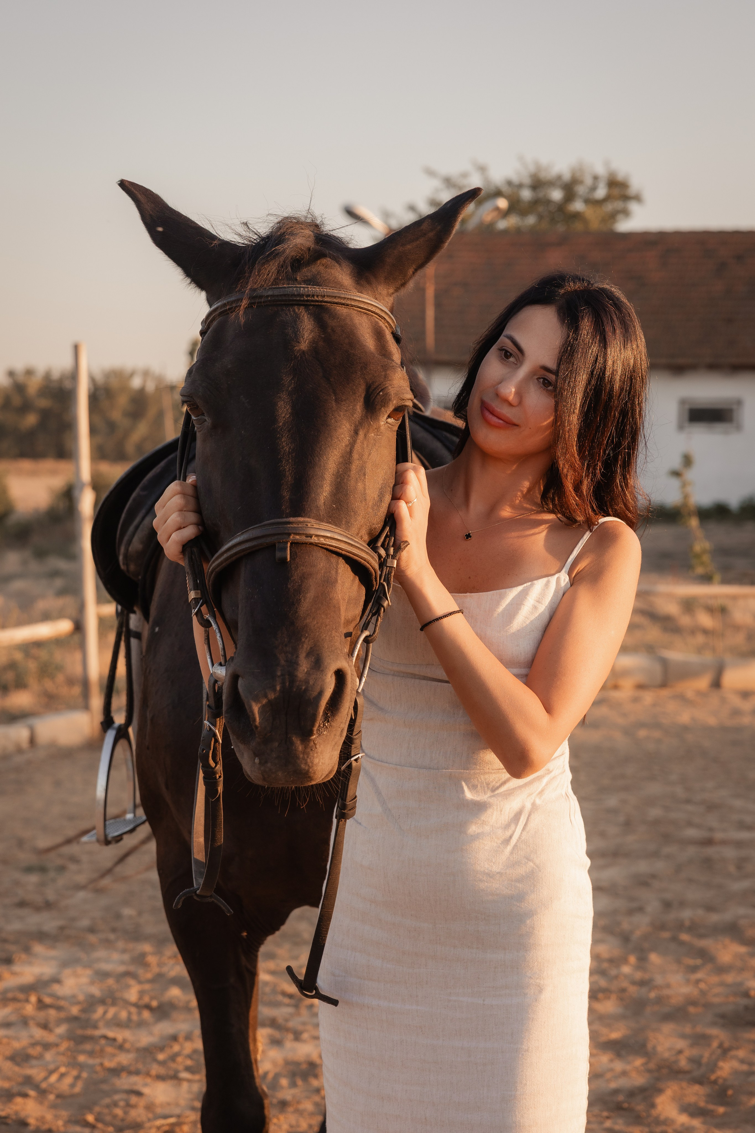 Eleganca v sedlu / Элегантность в седле. Fotograf Zoja | Fotografiranje krsta, poroke in družine v Sloveniji