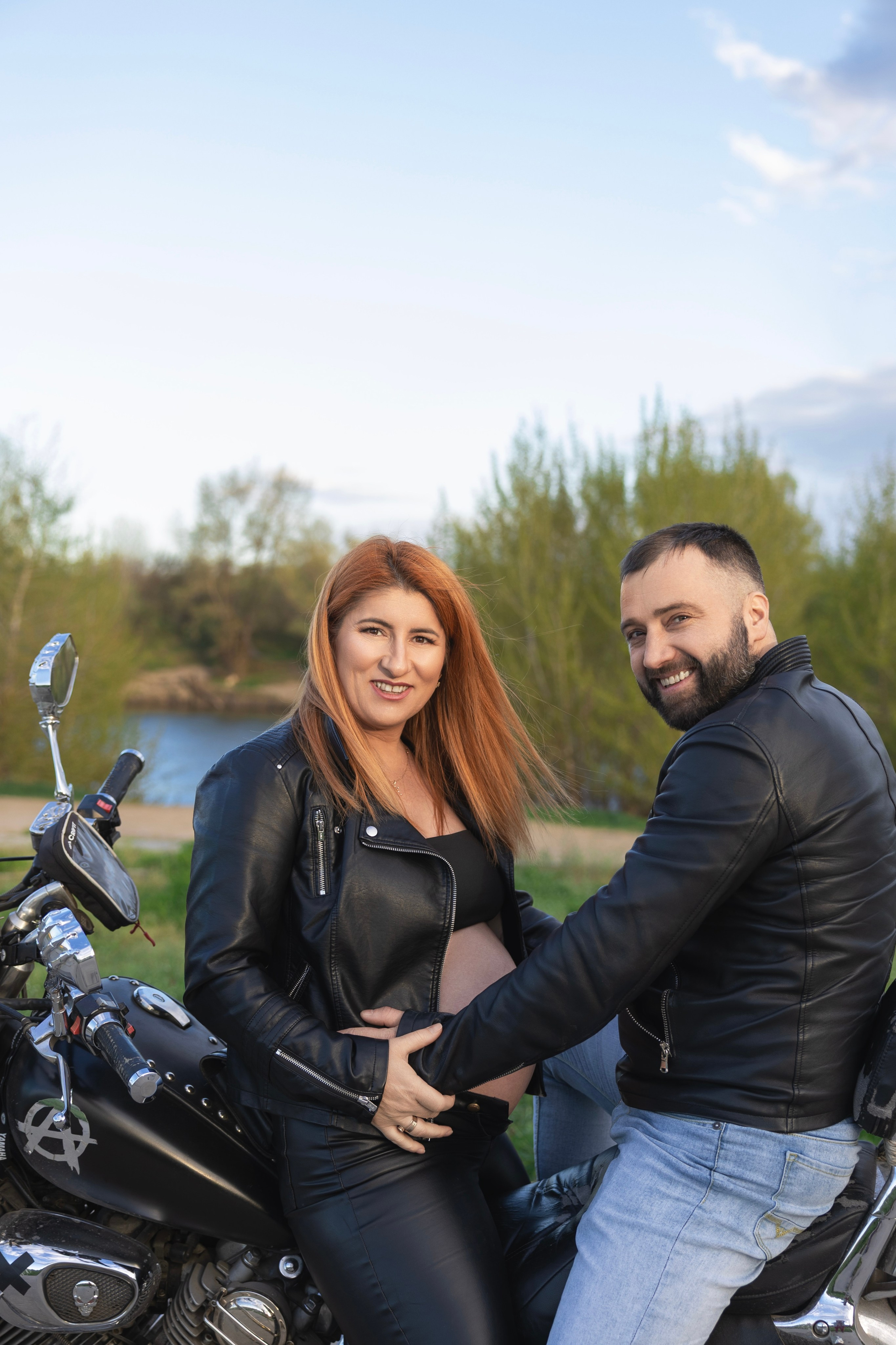 Nosečnost v stilu rock 'n' rolla / Беременность в стиле рок-н-ролл. Fotograf Zoja | Fotografiranje krsta, poroke in družine v Sloveniji