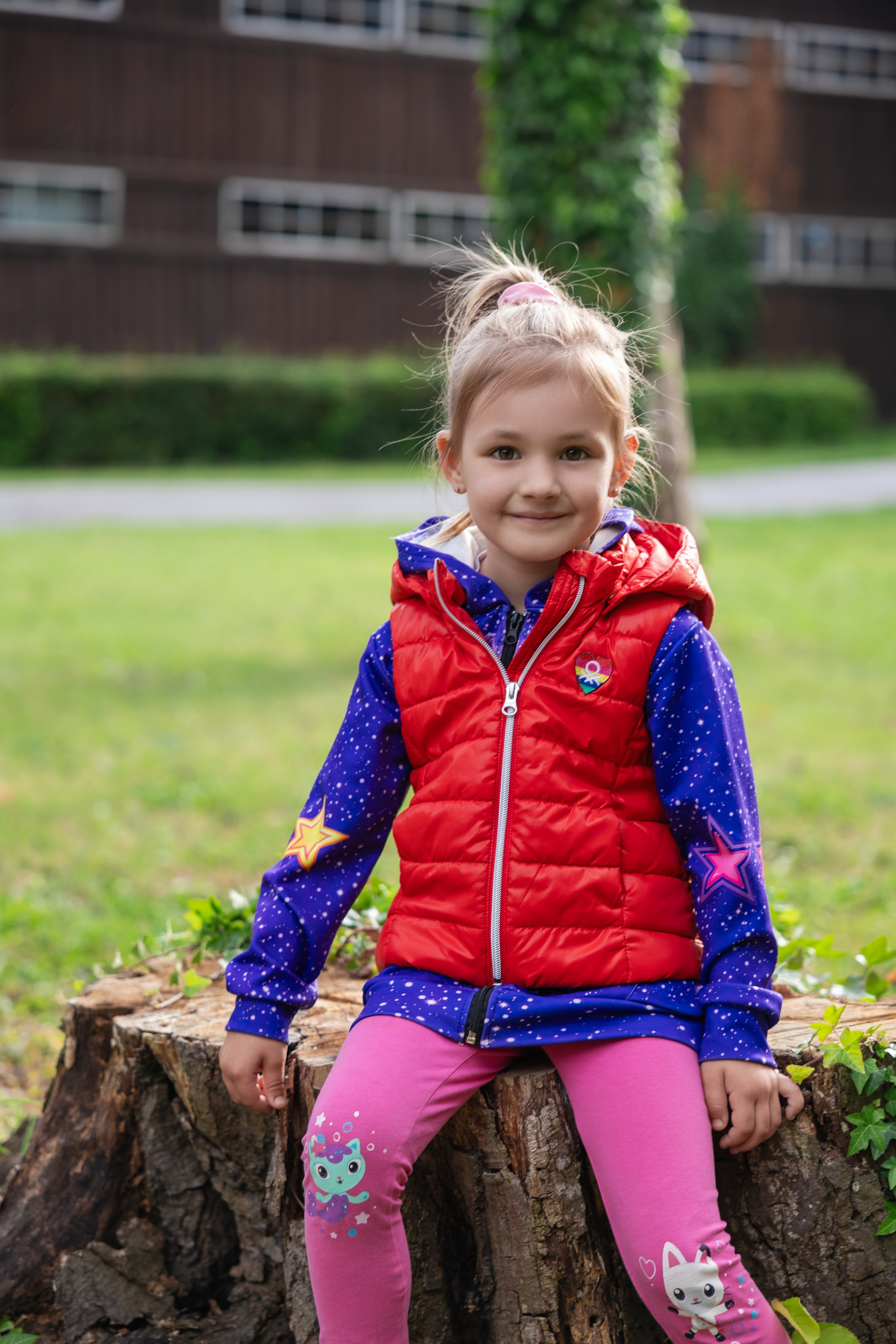 Otroški portret na Špičniku, fotografiranje otrok Maribor in Kungota