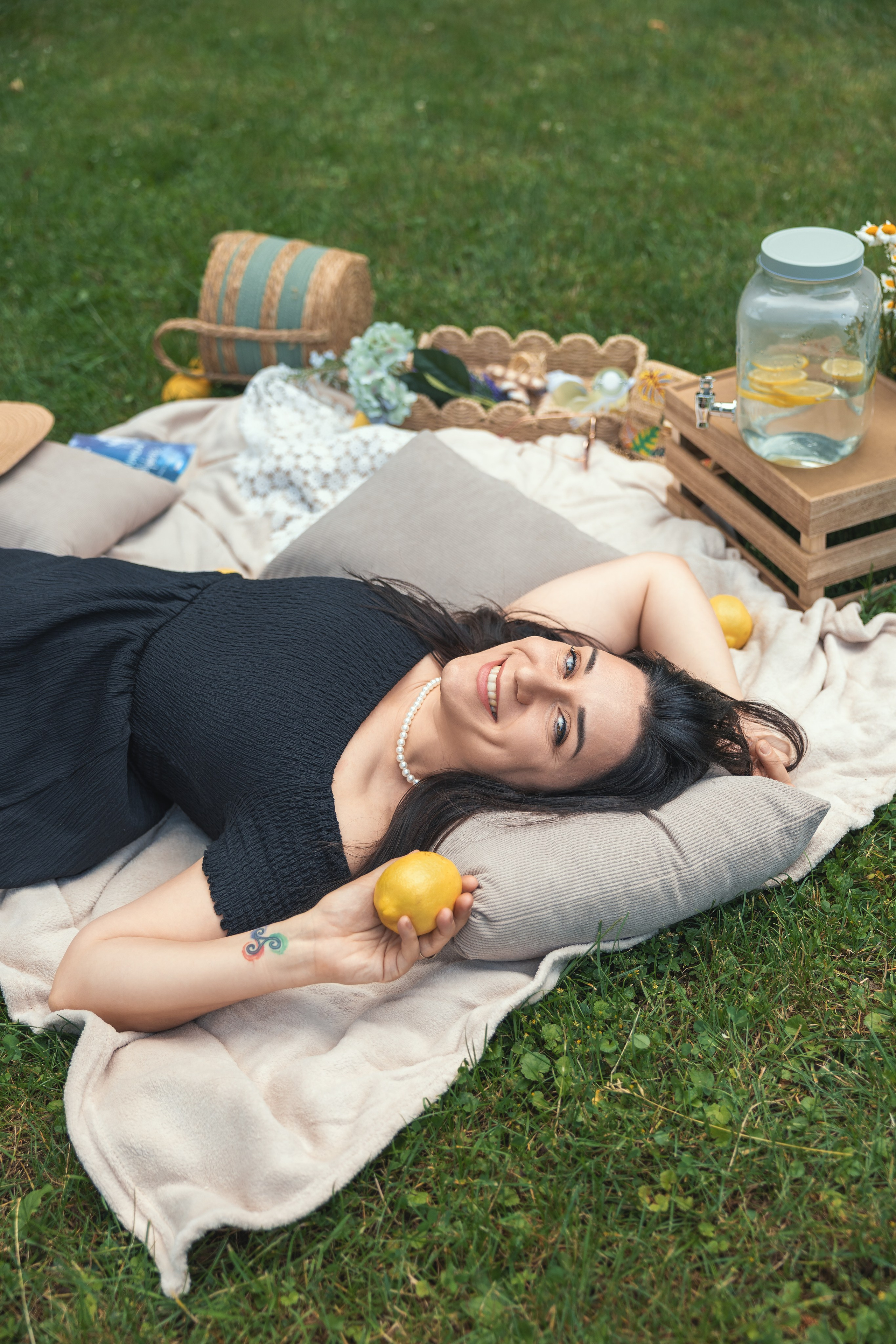 Citrusni vibe: ujete sekunde poletja / Цитрусовый вайб: пойманные секунды лета. Fotograf Zoja | Fotografiranje krsta, poroke in družine v Sloveniji