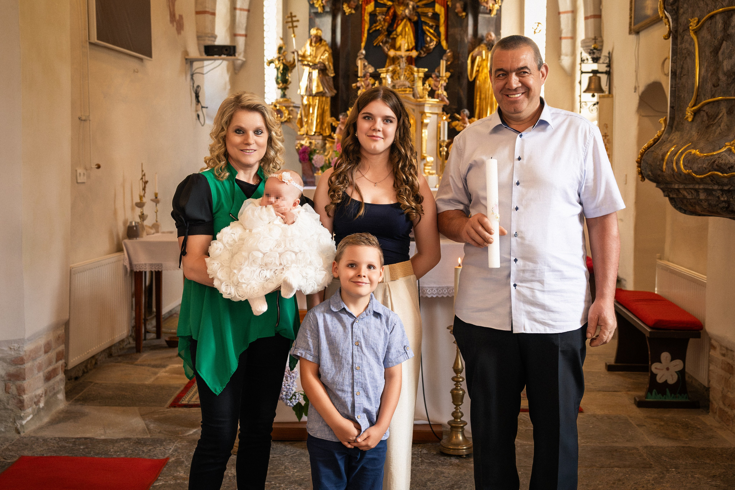 Sveti krst male Mije/Святое крещение малышки Мии. Fotograf Zoja | Fotografiranje krsta, poroke in družine v Sloveniji
