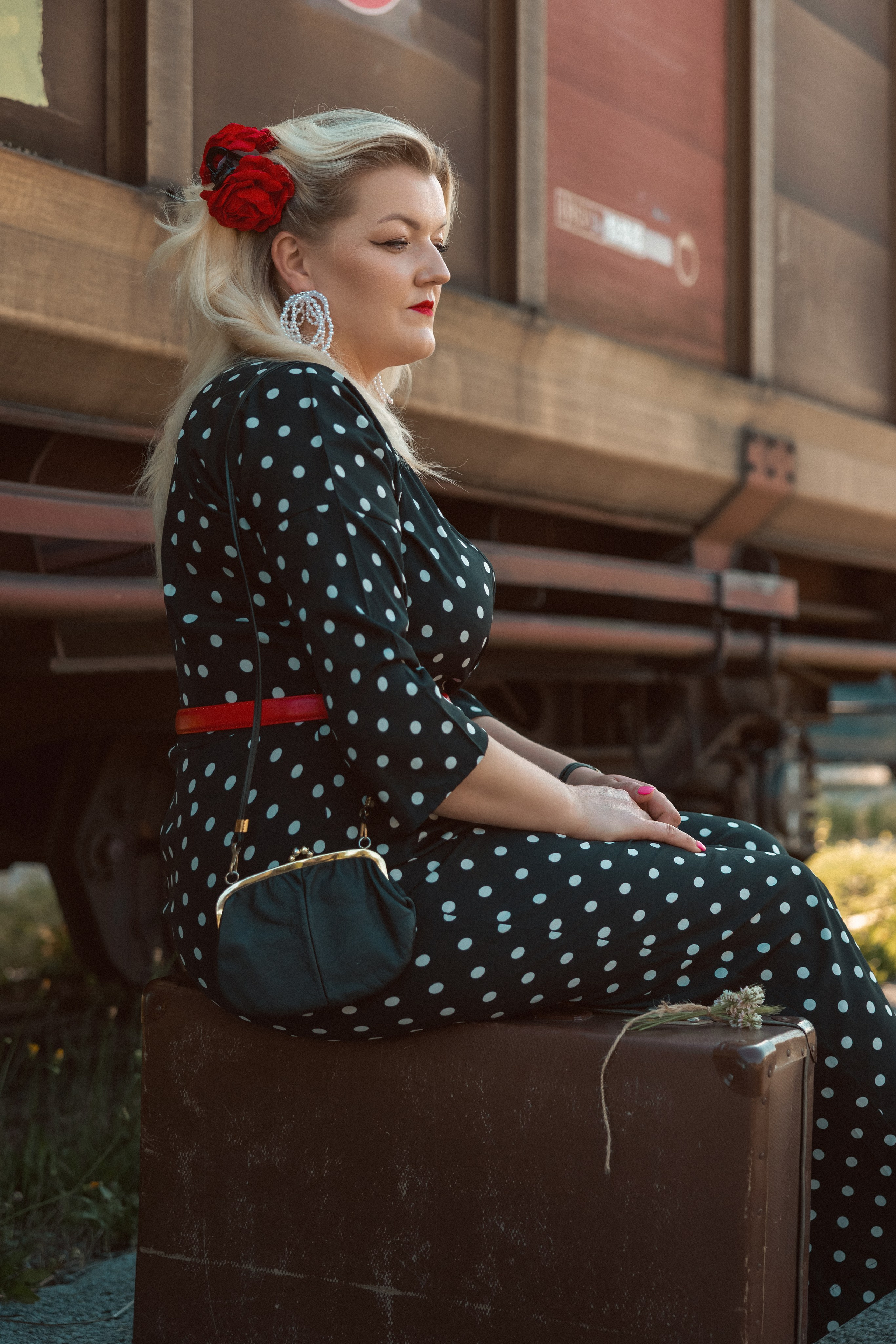 Filmski kadri v retro stilu. 🎬🖤. Fotograf Zoja | Fotografiranje krsta, poroke in družine v Sloveniji
