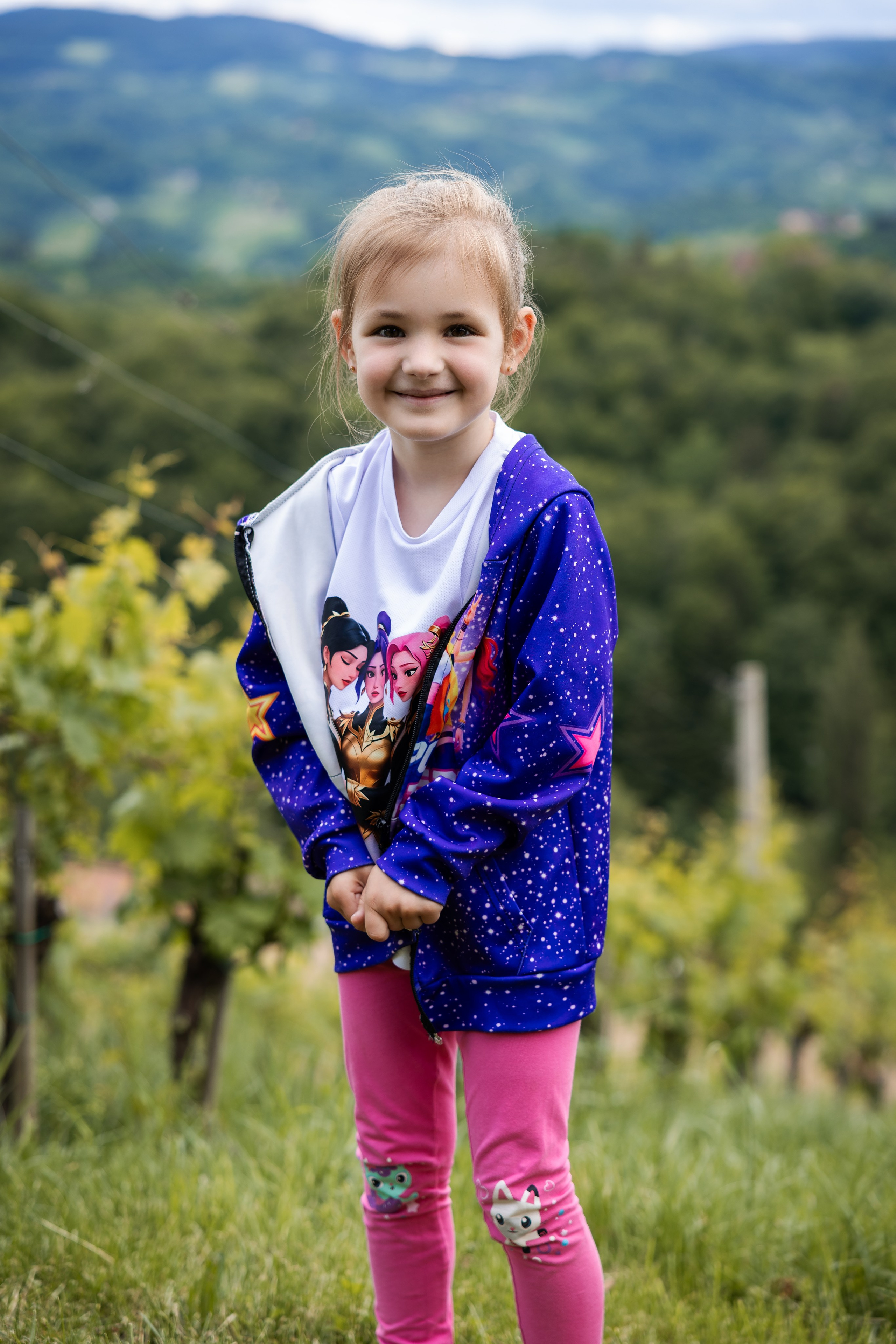 Otroški portret na Špičniku, fotografiranje otrok Maribor in Kungota6
