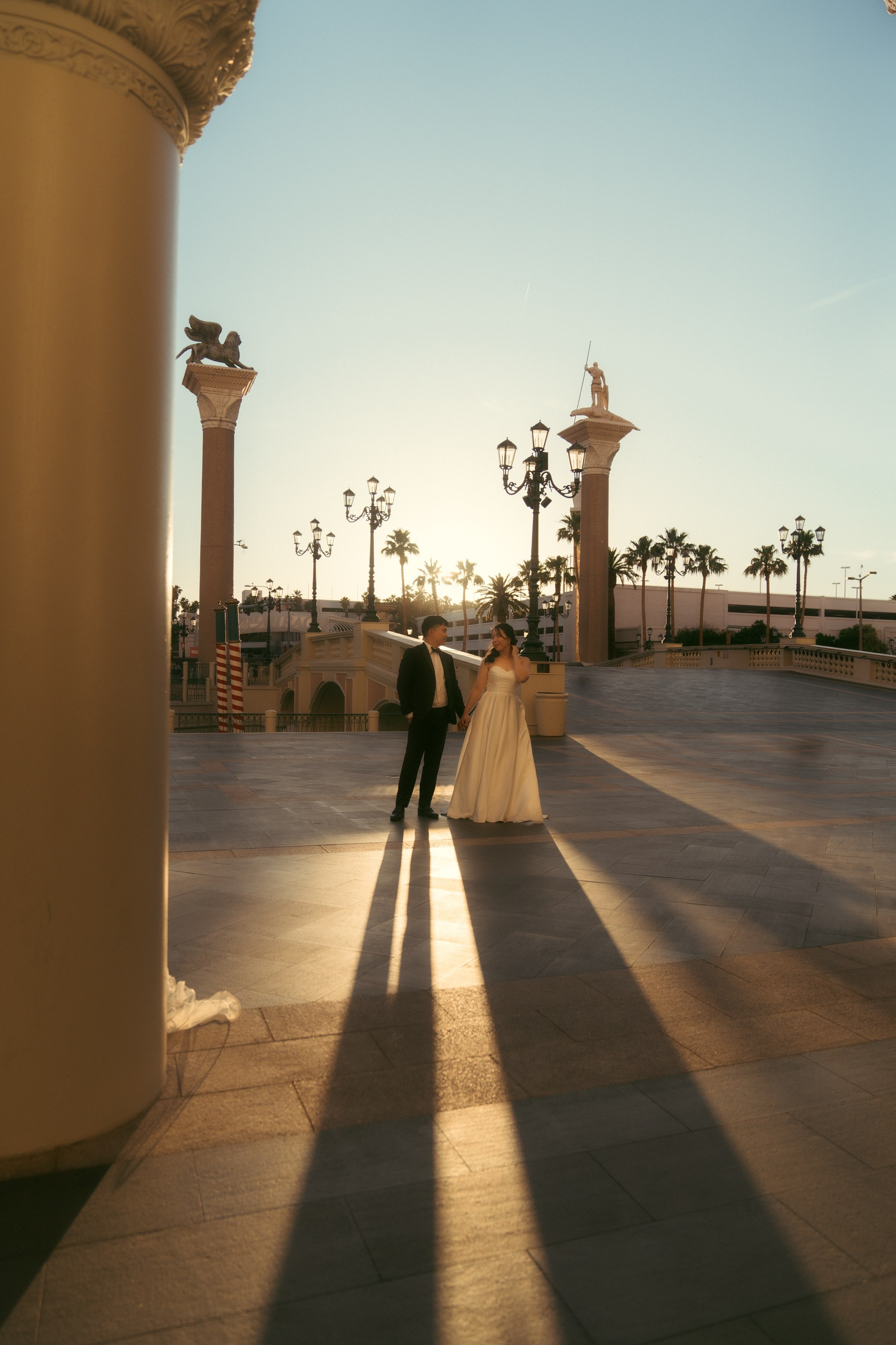 Kim&Ken. Wedding & elopement photographer Viktoriya Kravtsov. Las Vegas