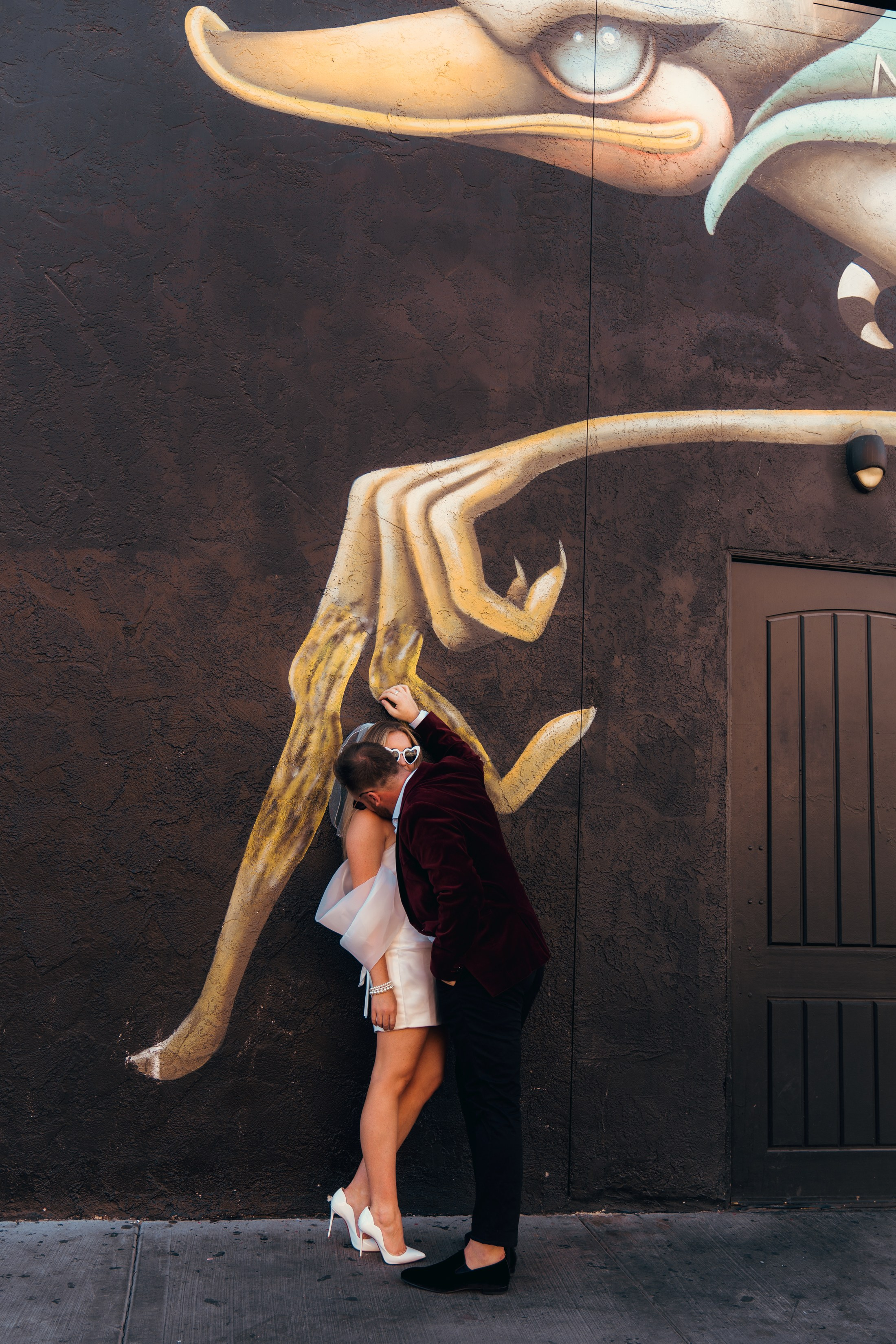 Madison&Ryan. Wedding & elopement photographer Viktoriya Kravtsov. Las Vegas