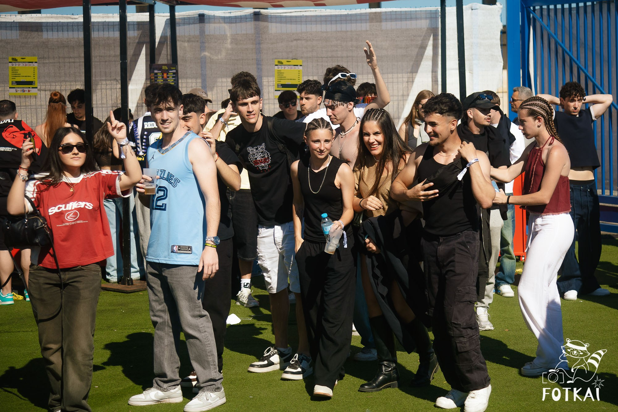 Fotos Costa Sonora 2026 Alicante Día 2 — busca tu foto y encuentra amigos del festival | FOTKAI