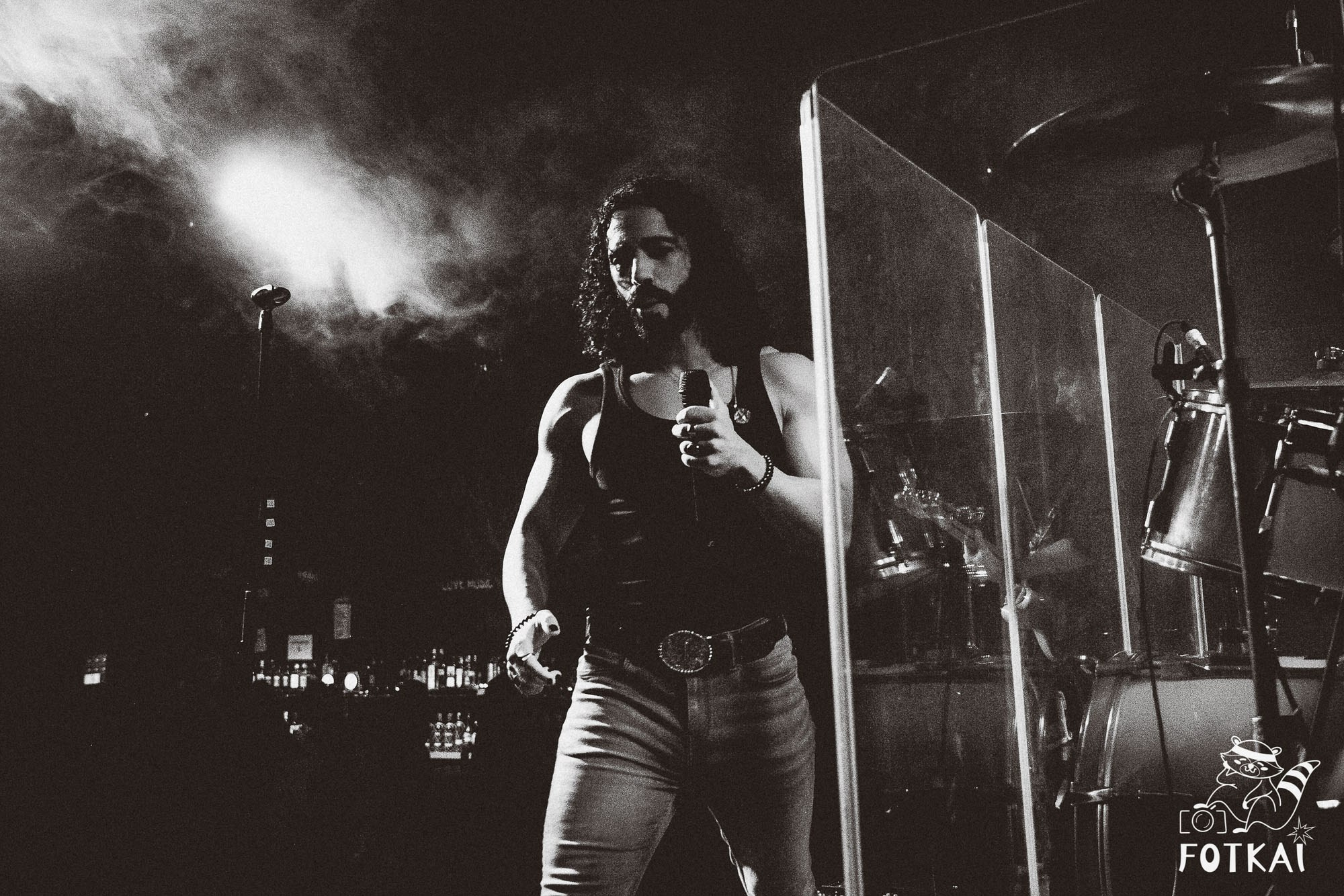 DENISDENIS — reportaje fotográfico del concierto en la Sala Marearock (Alicante) | FOTKAI