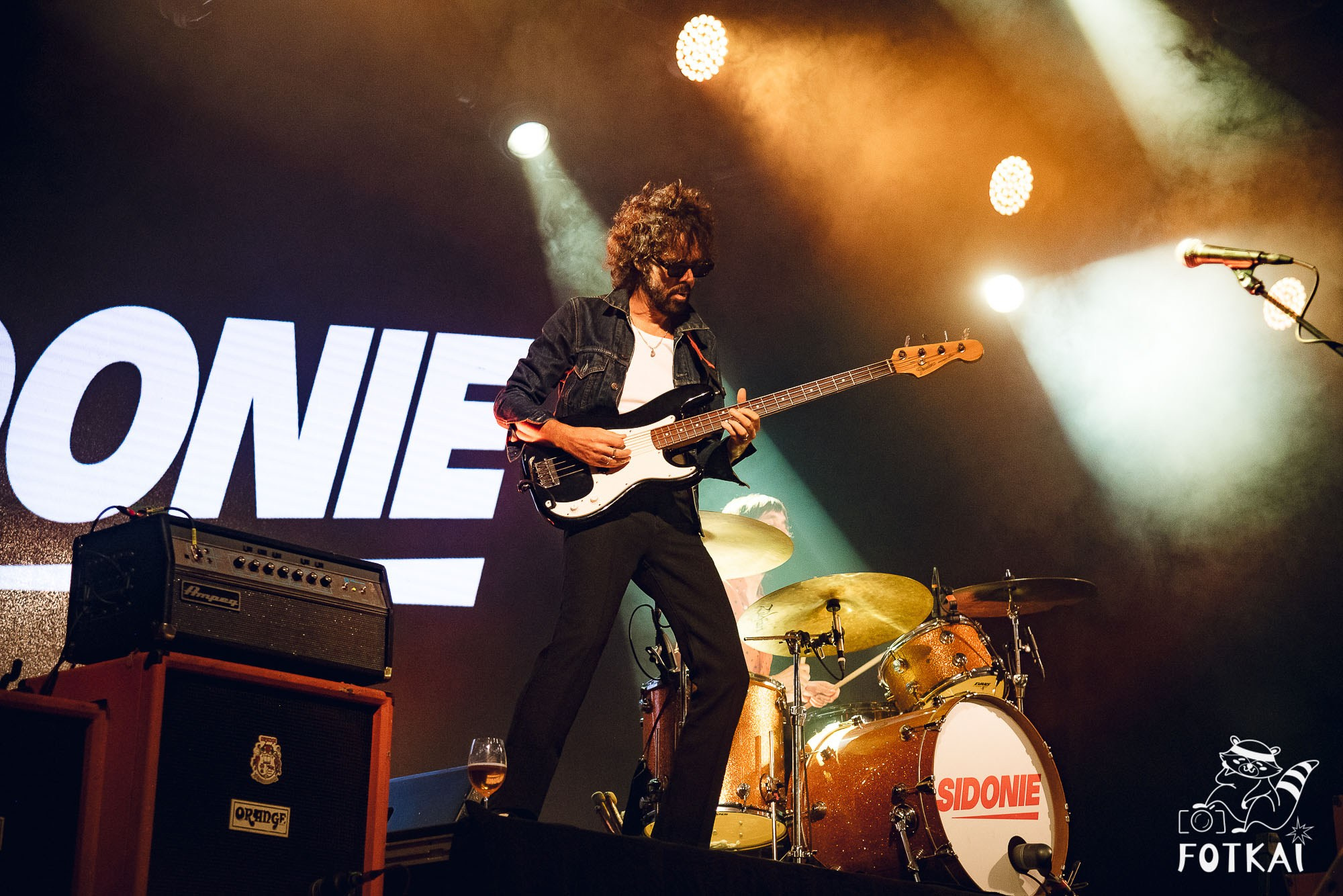 Sidonie en Torrevieja 2025 – Fotos del concierto y reportaje completo | FOTKAI