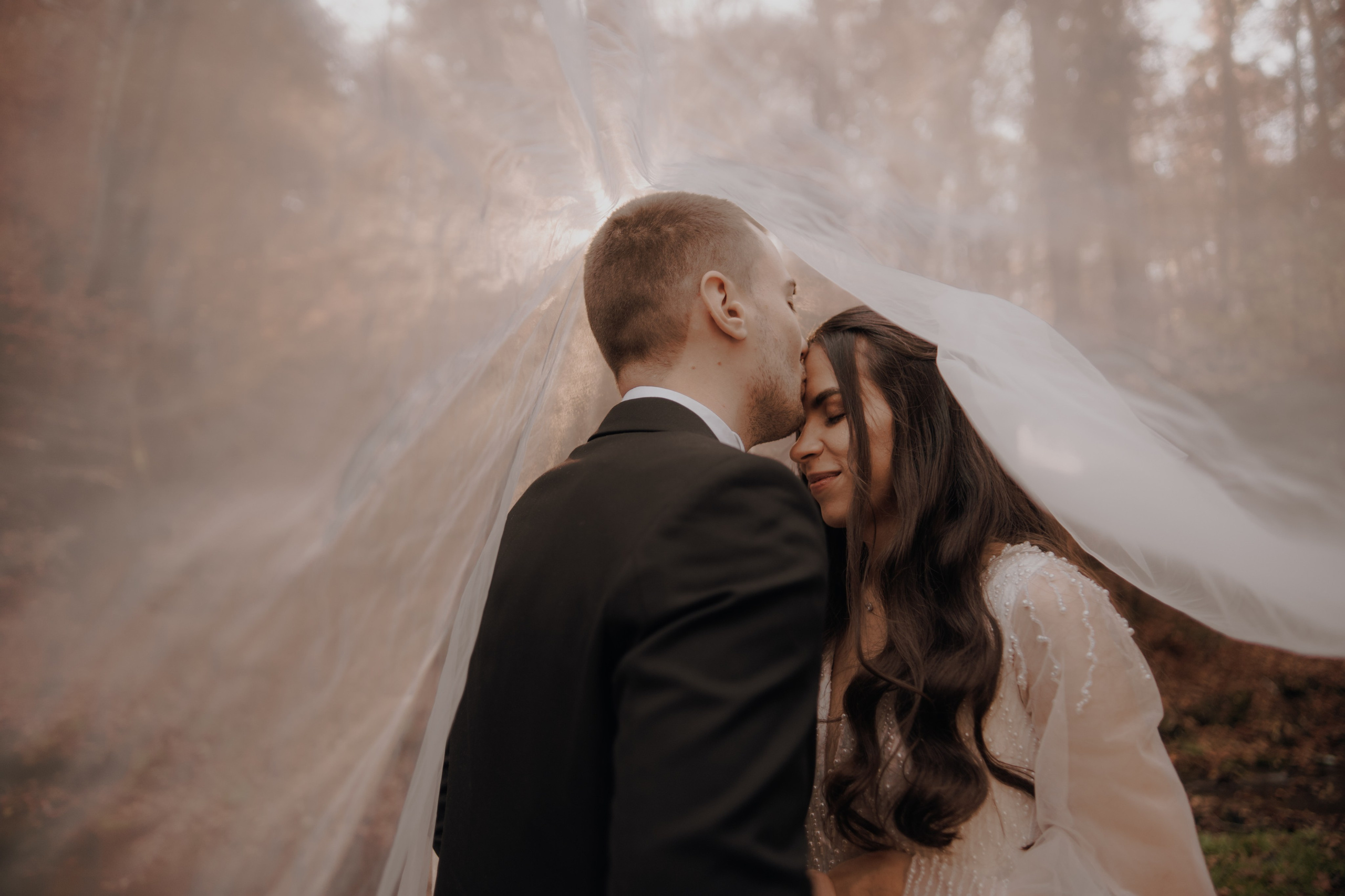 Trash the Dress- Andra & Andrei. Events photographer Paul Dafina