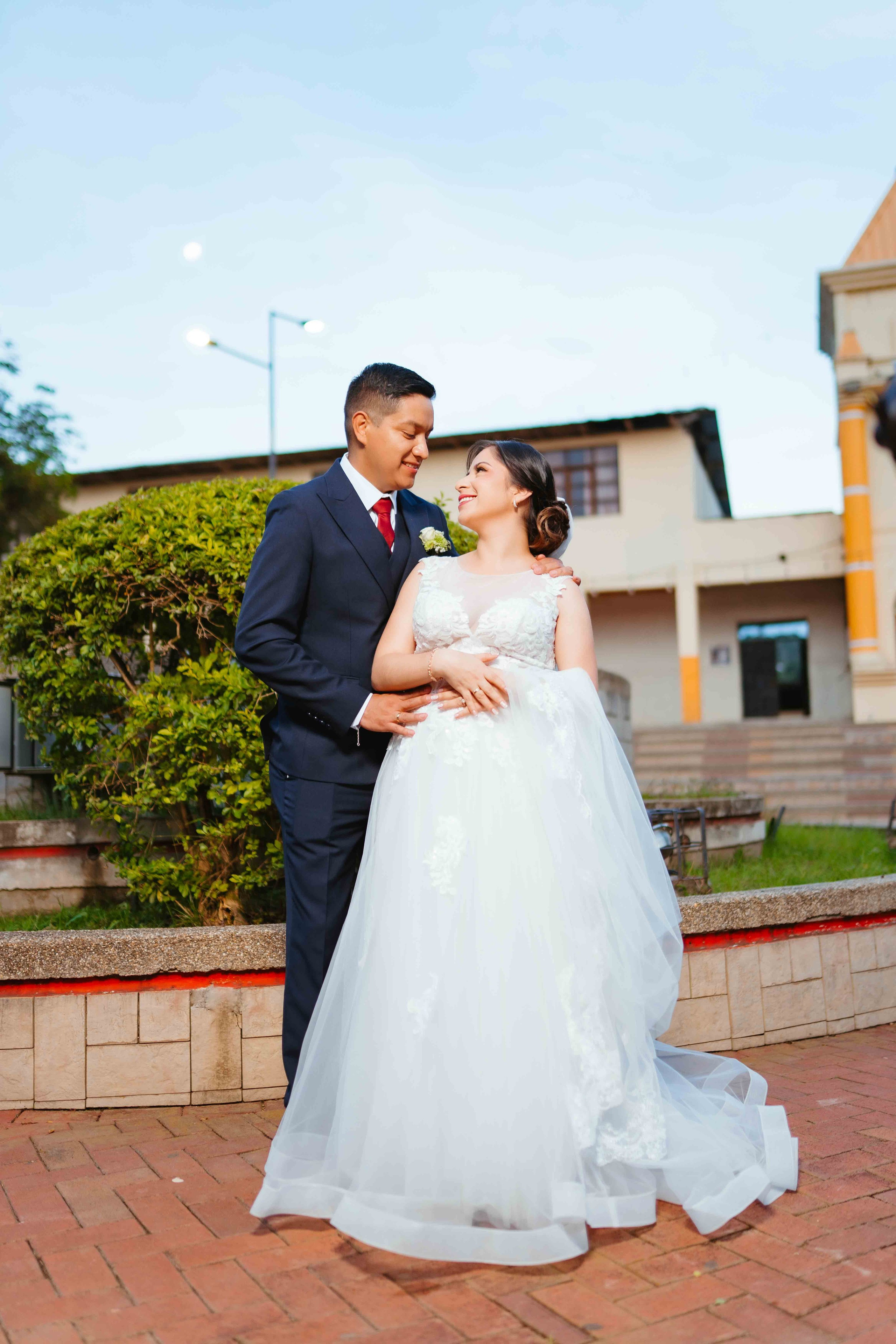 Jennifer y Vladimir. Fotógrafo de bodas en Loja Ecuador | Piero Alvarez PH