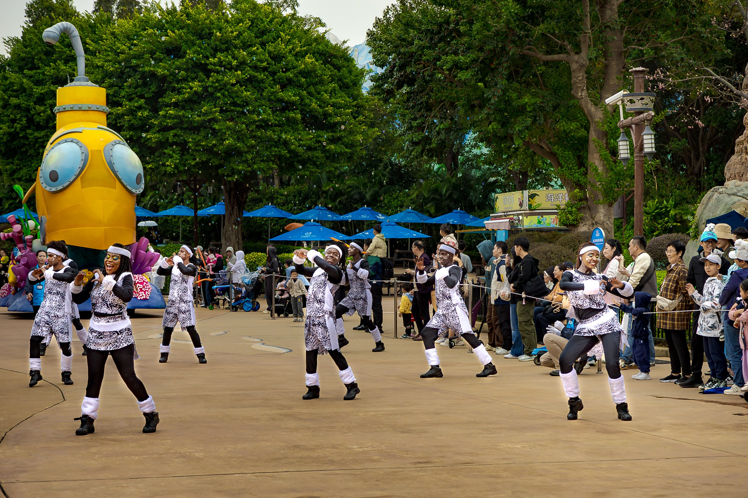 Дневной парад новогодняя версия