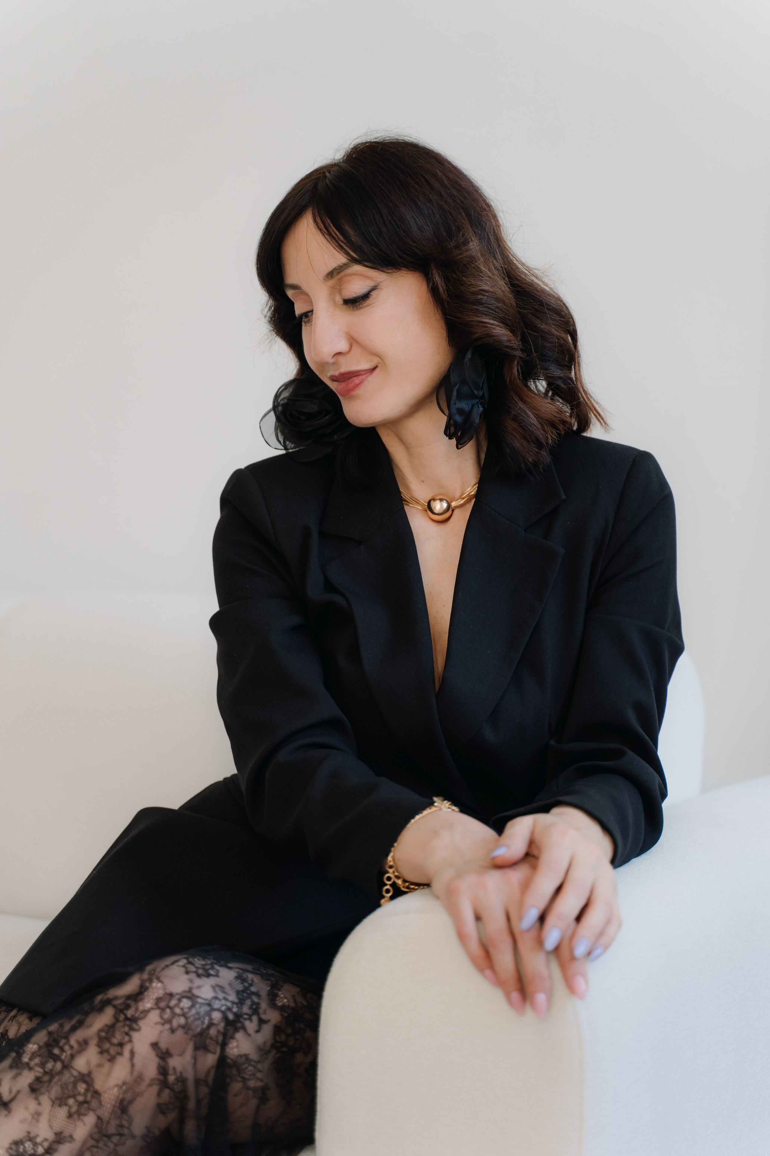 Girls, studio. Дарья Филькова — фотограф и видеограф в Тбилиси, Грузия