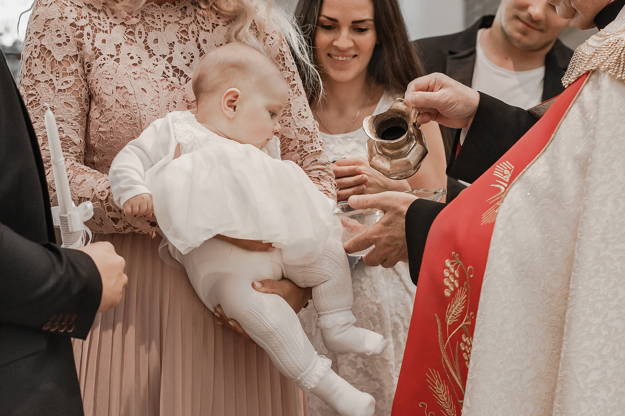 Krikštynų fotografavimas Šventojoje. Fotografas Klaipėdoje ir Lietuvoje — Olga Kosmachiova Photography