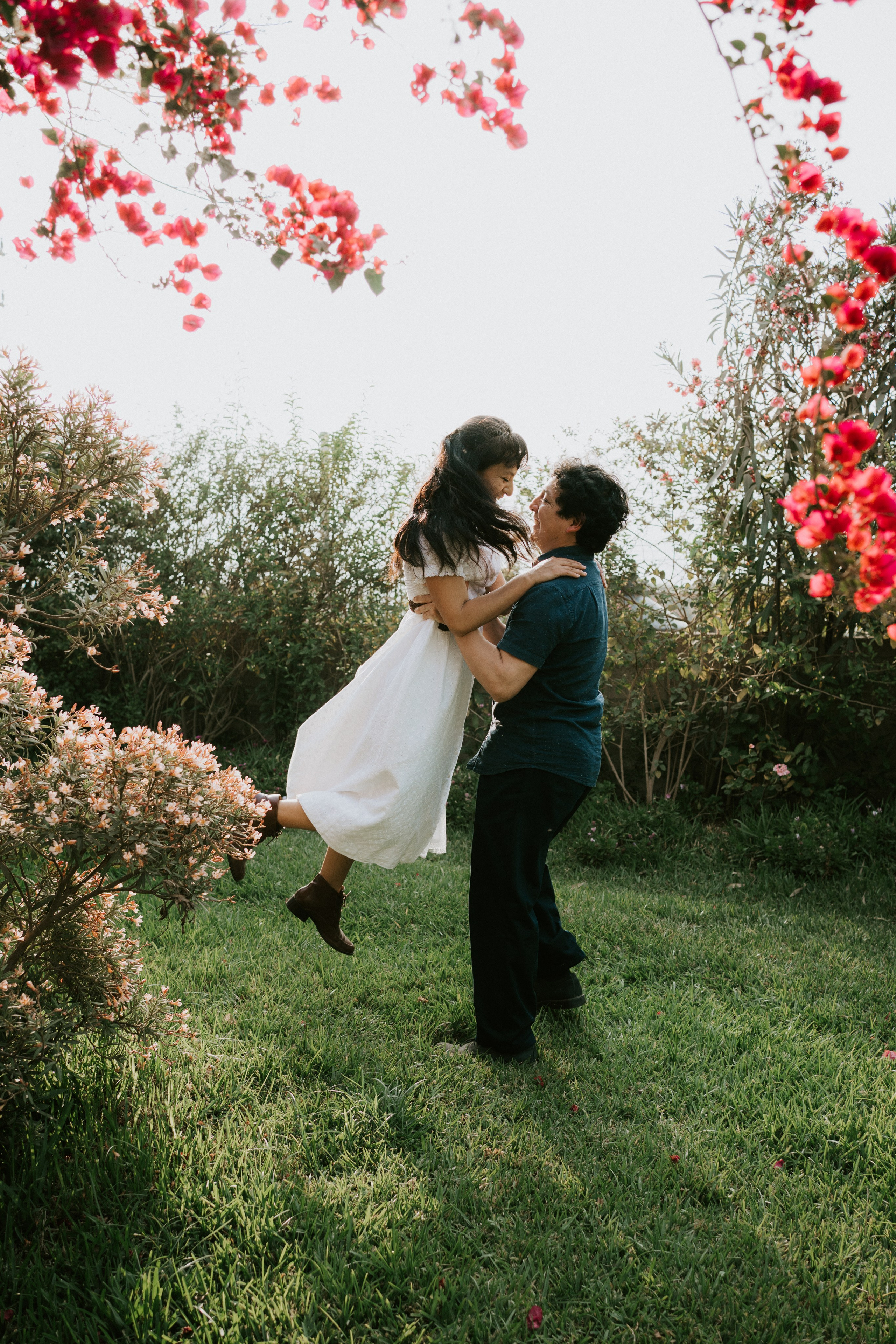 Freyre y Yefel. Fotógrafo de Bodas en Lima | Ronhy Altamirano. Fotografía narrativa y cinematográfica para bodas, quinceañeras y eventos exclusivos