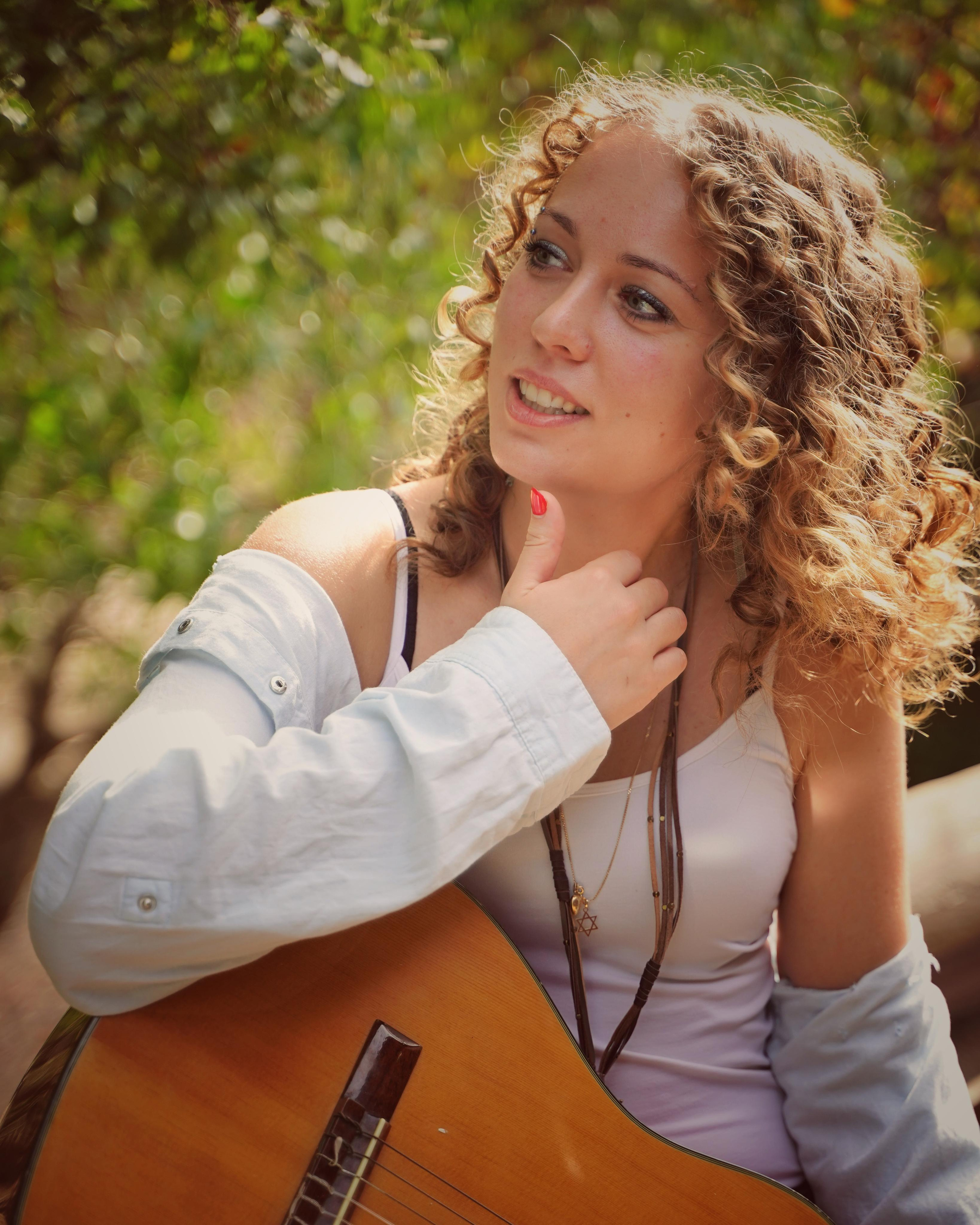 История одной гитары…. Фотограф. Визуал. Хайфа. Талья Цветкова