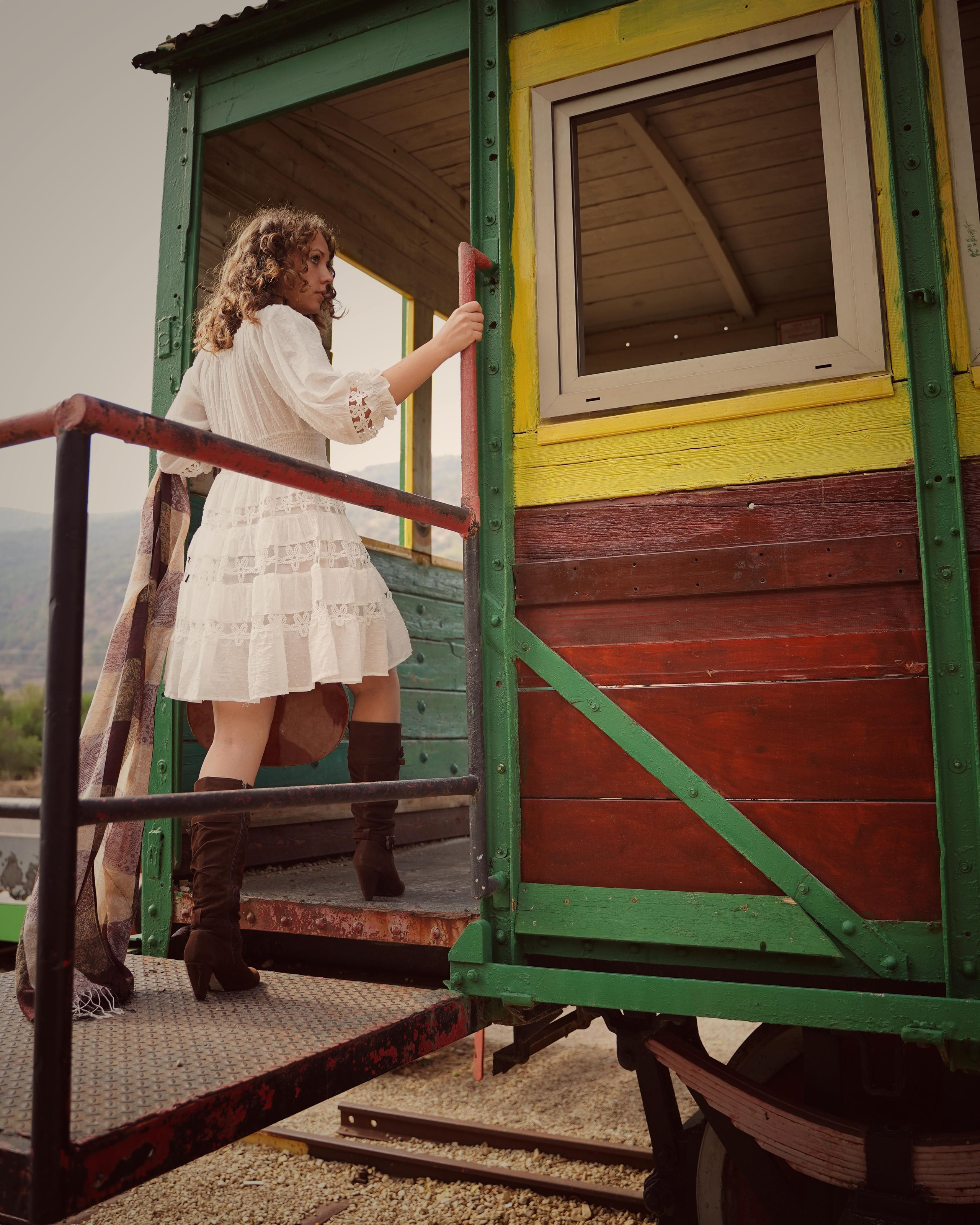 Вагончик. Фотограф. Визуал. Хайфа. Талья Цветкова