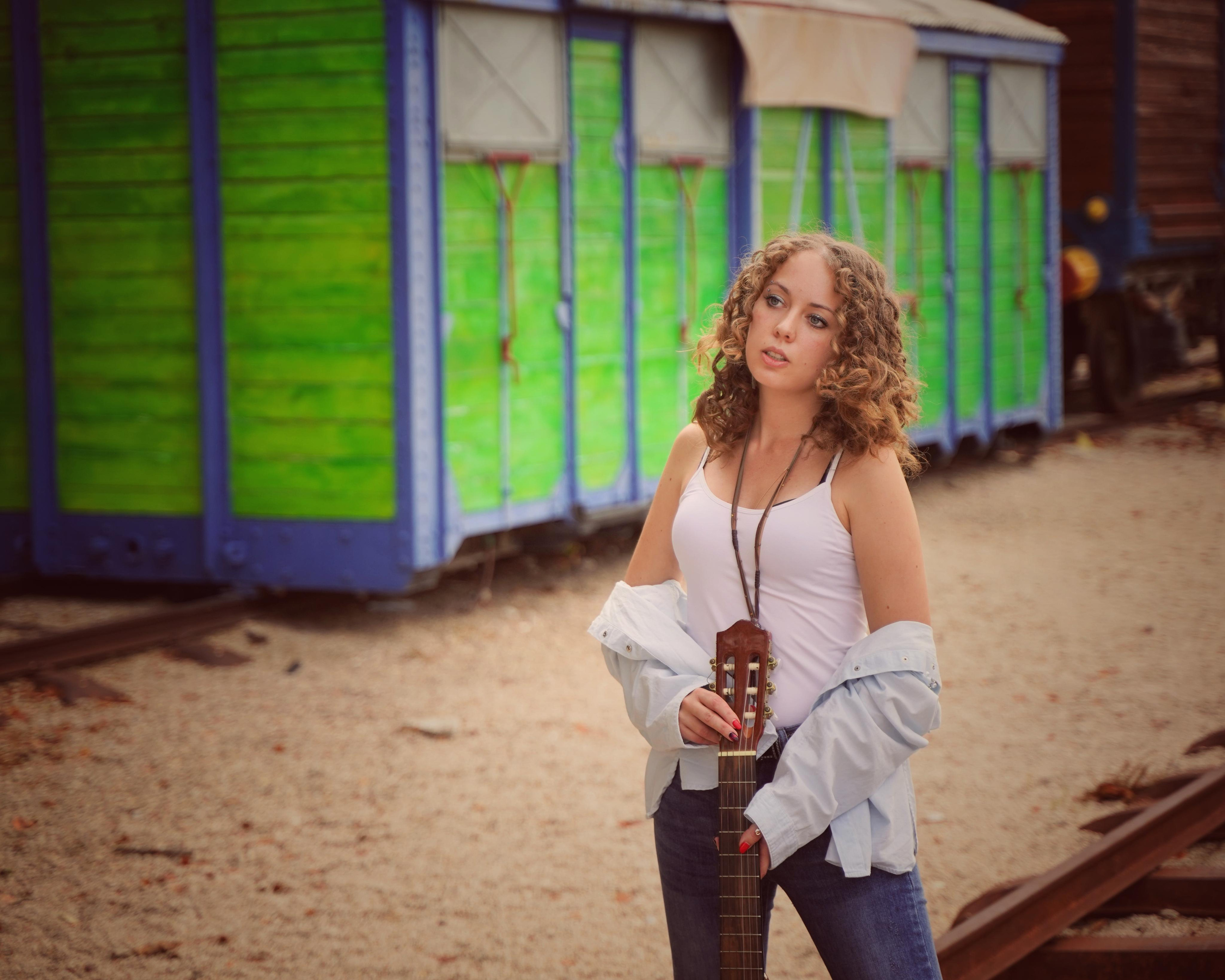 Девушка с гитарой. Фотограф. Визуал. Хайфа. Талья Цветкова