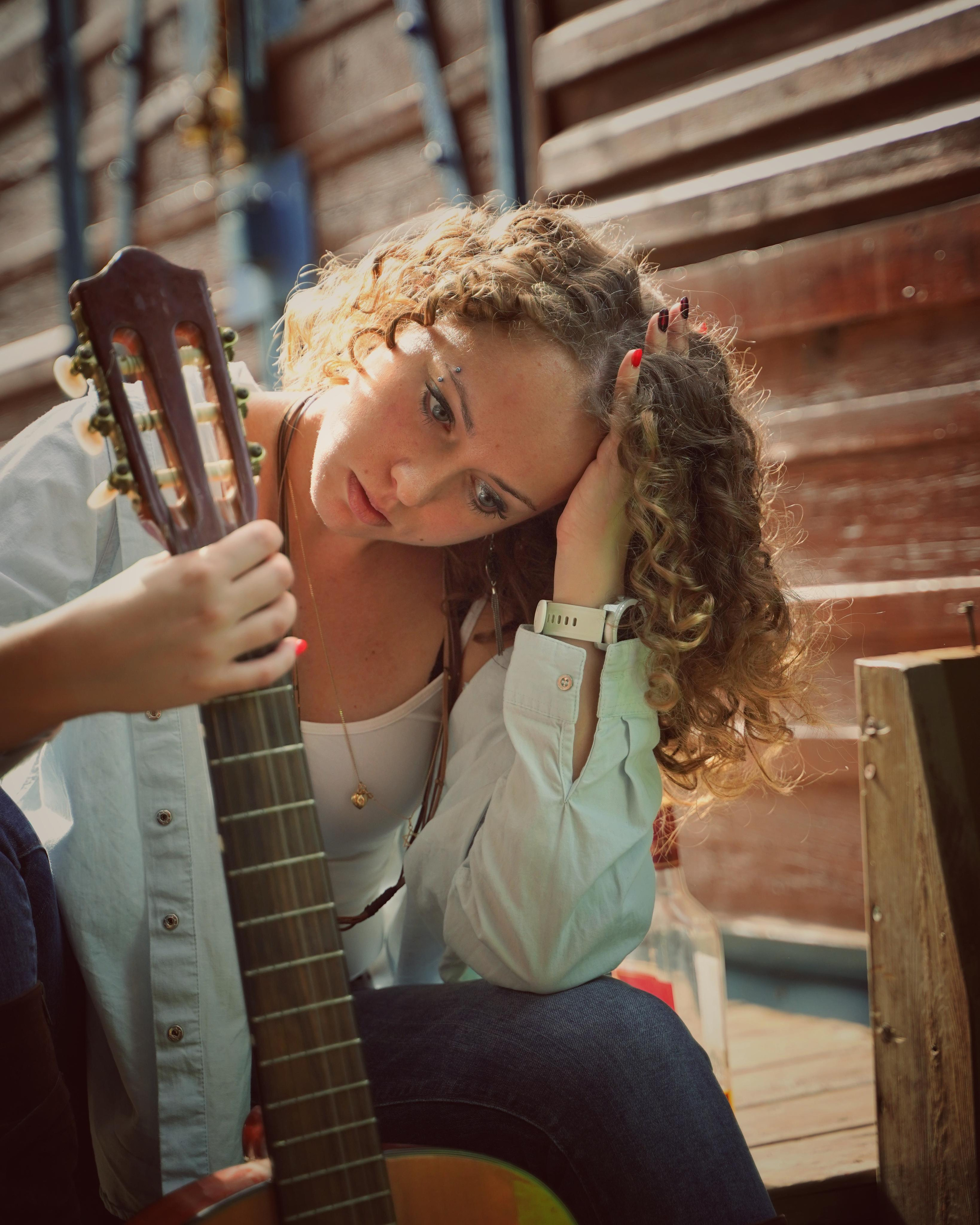 Девушка с гитарой. Фотограф. Визуал. Хайфа. Талья Цветкова