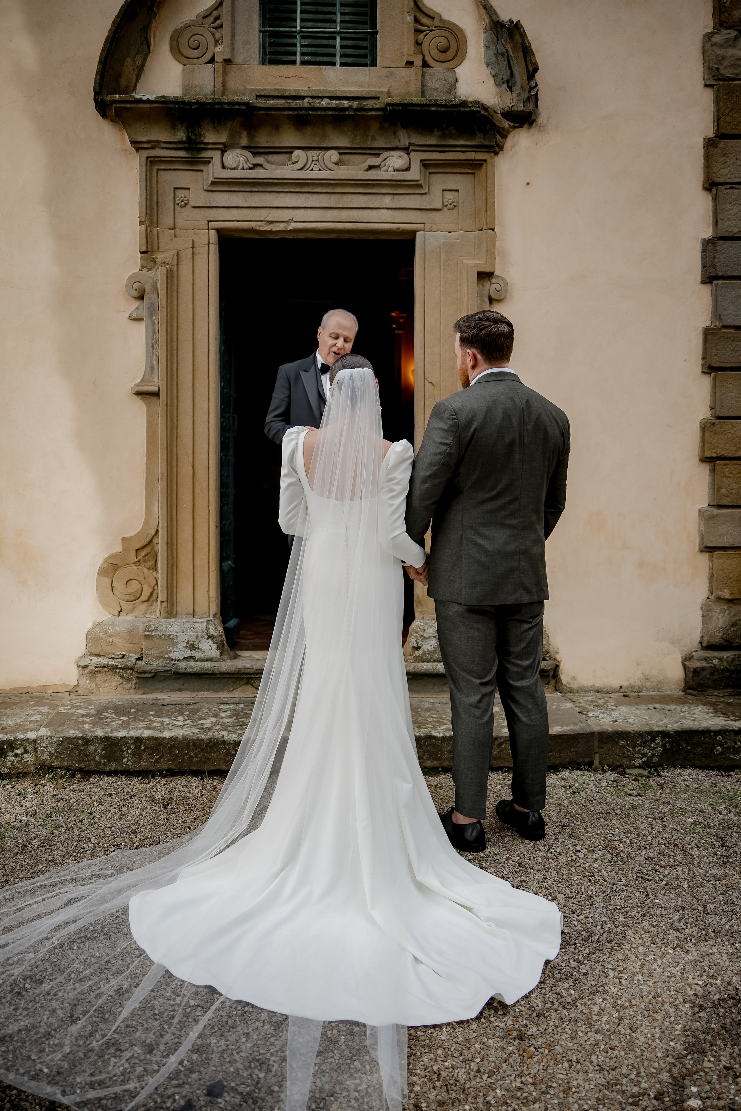 Elopment in Cortona. Villa Falconiere. Wedding Photographer in Italy