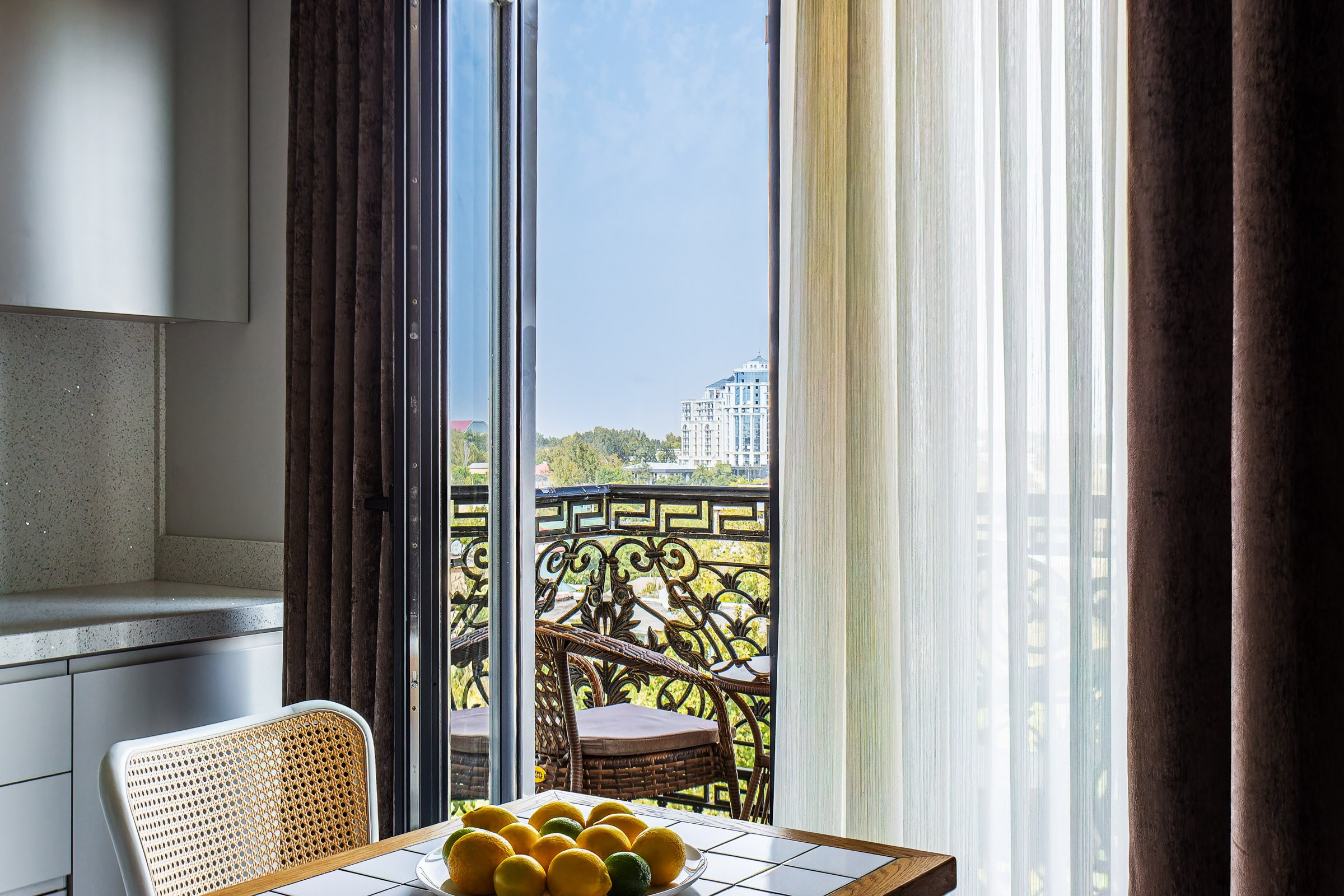 Kazakhstan 5 + Video. Аренда апартаментов Ташкент Узбекистан