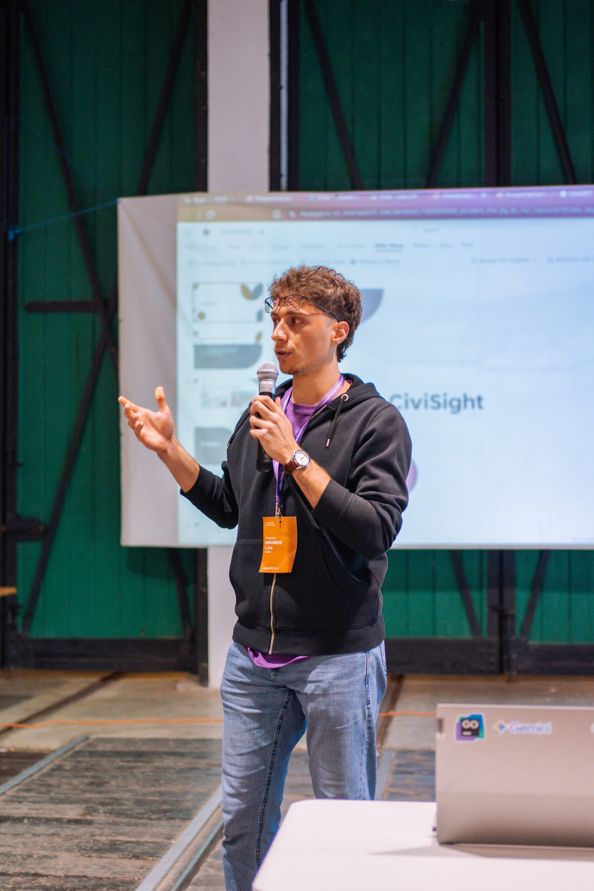 Unihack 2025. Cozac Cristian Photographer