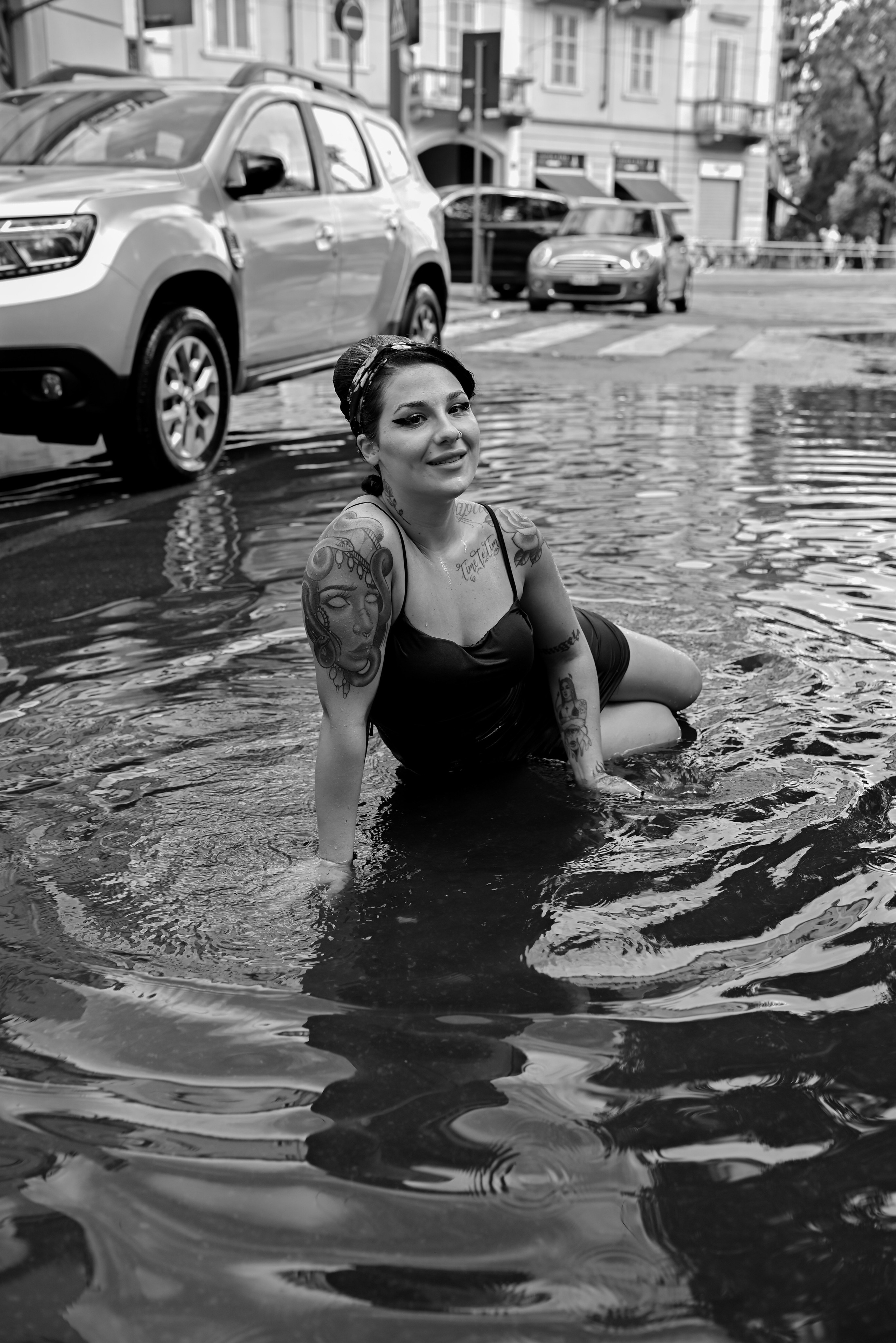 Scatti per far andare l’acqua di traverso all’ex