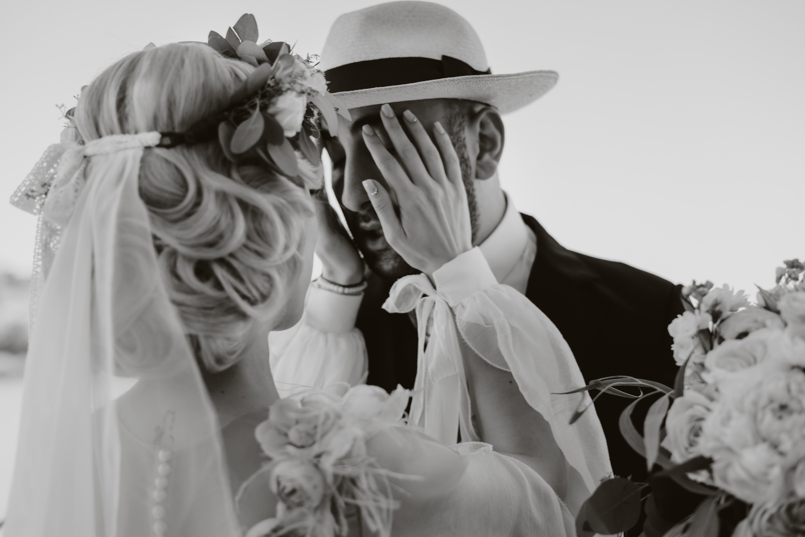 Nunta cu tematica anilor 1920, sedinta foto in ziua evenimentului. Proud Vision Weddings | Wedding Photography & Film — Servicii profesionale Foto Video Nunta Iasi