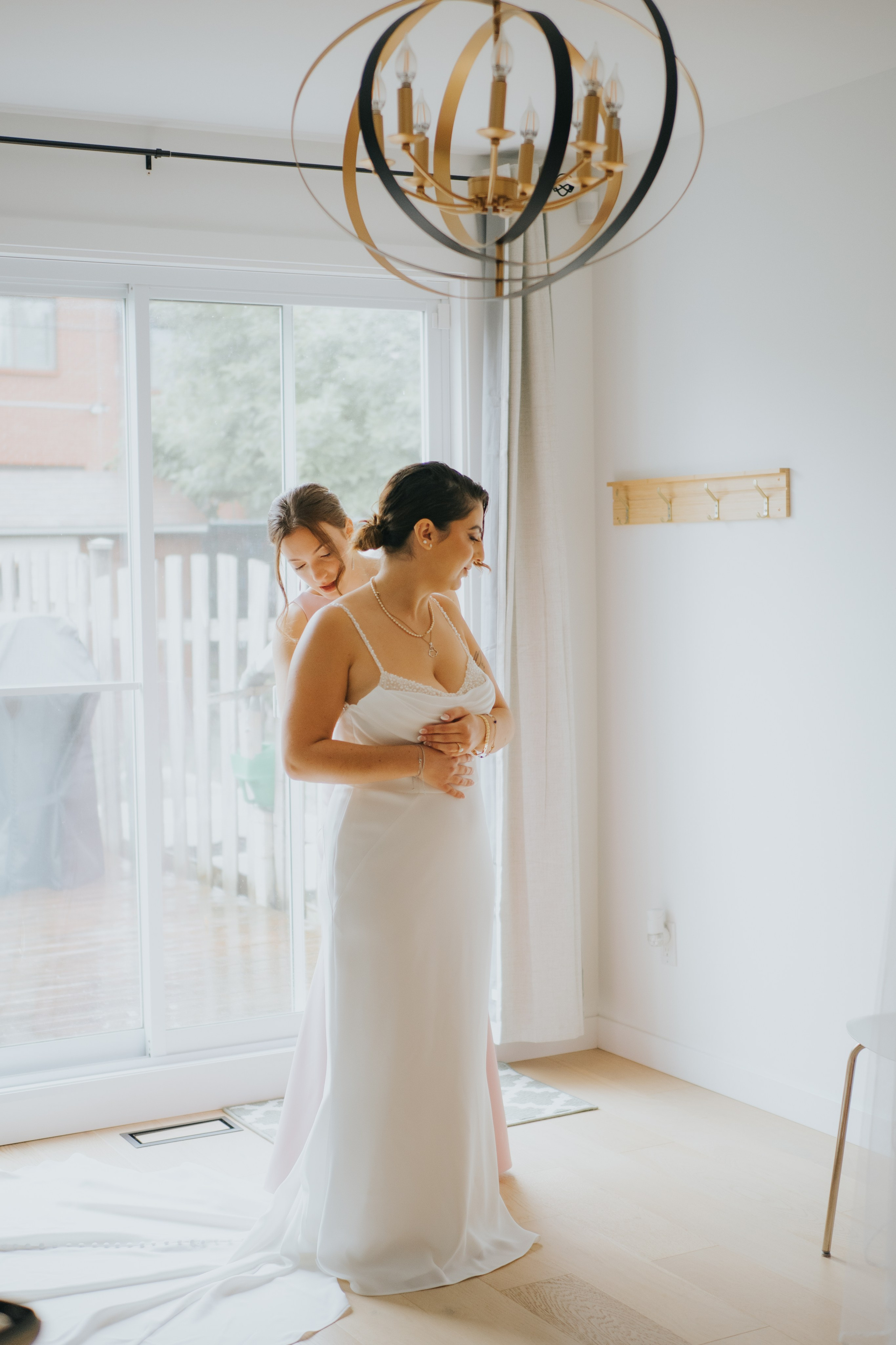 Wedding of Cassandra and Loïc in Beaconsfield, Montreal. Wedding and Family Photography Montreal Muriel Oe Photo