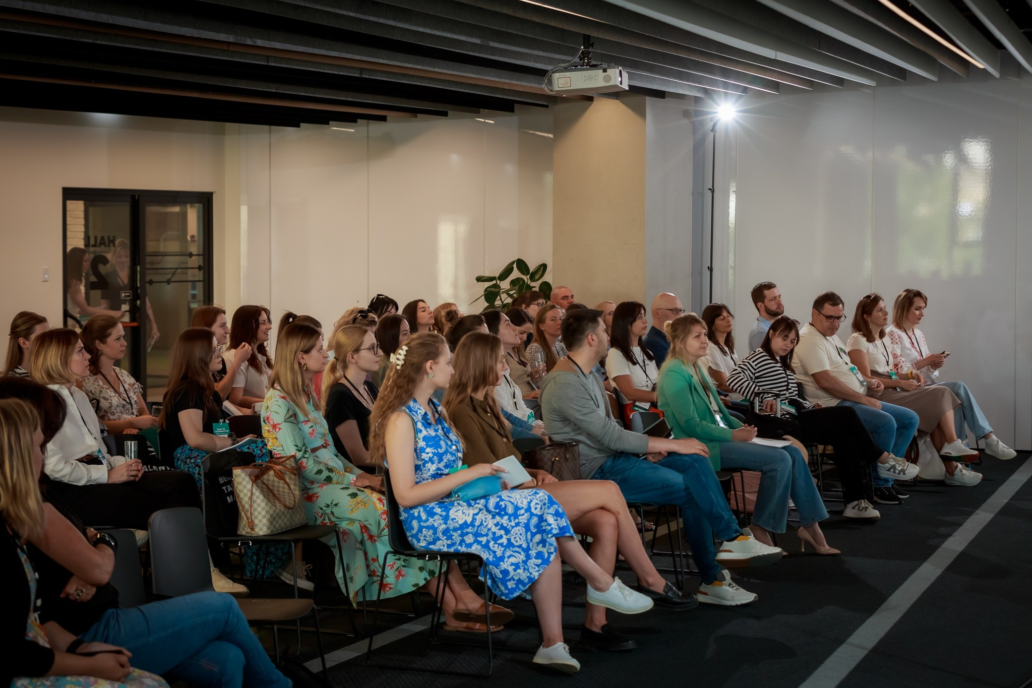 WYDARZENIA BIZNESOWE. Fotograf w Warszawie-Konstantin Golubev