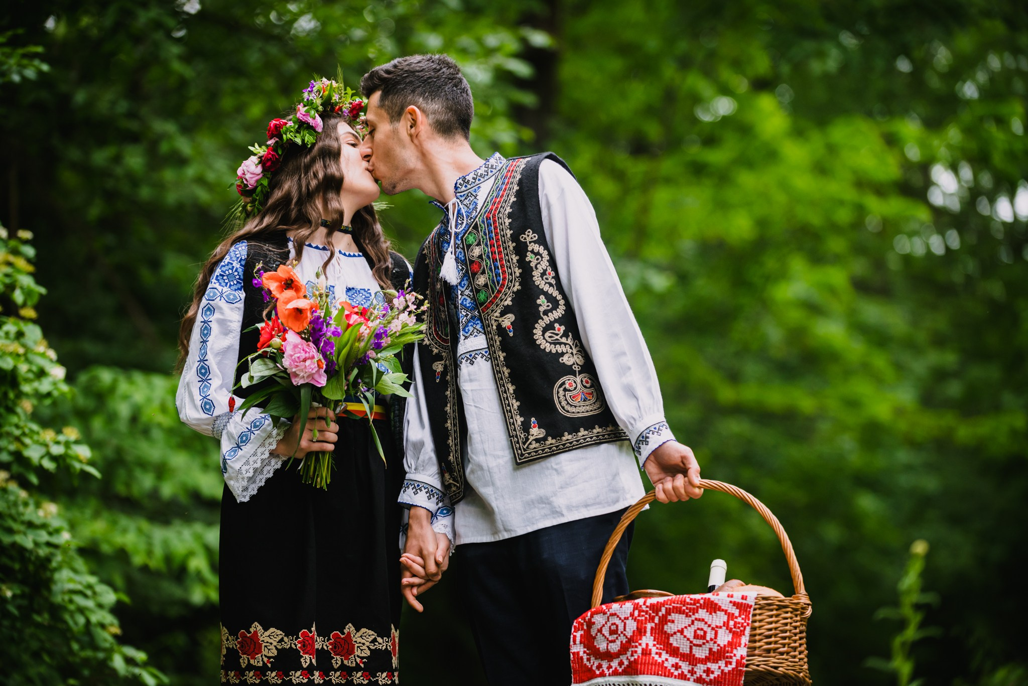 Save the date Larisa & Alex. Giani Maftei