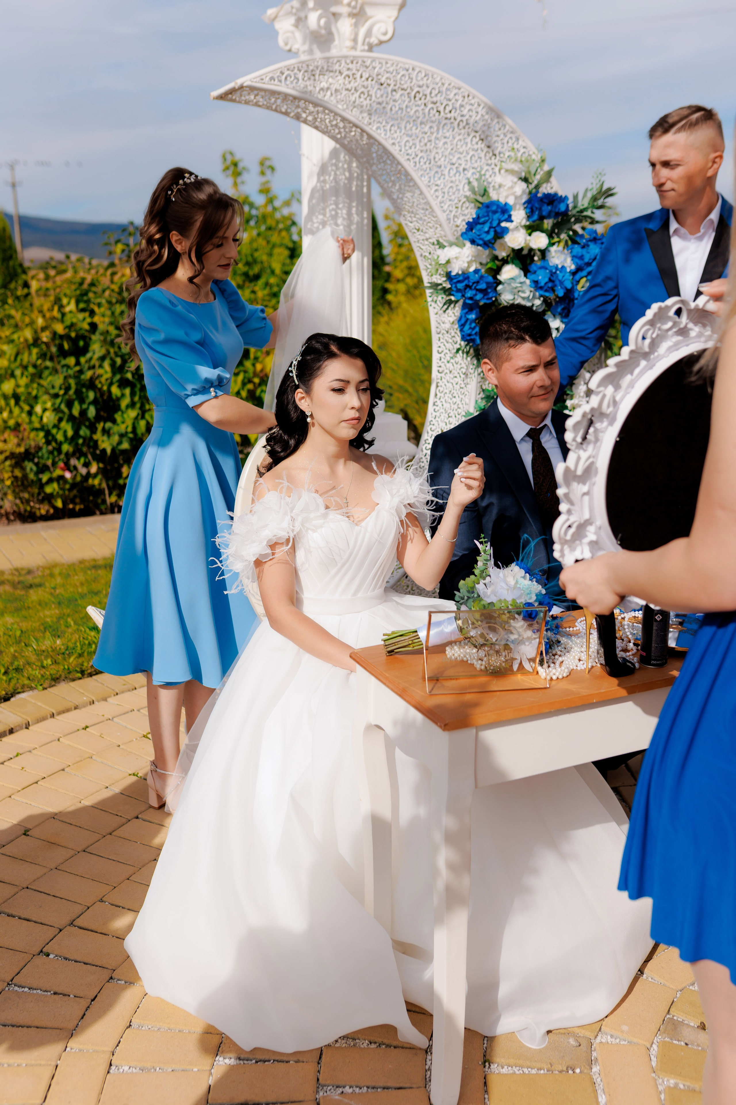 Loredana & Emilian – Ziua Nunții | Videografie - fotografie Botez Suceava, Iași, Botoșani. Servicii foto-video profesionale, pentru momente de neuitat