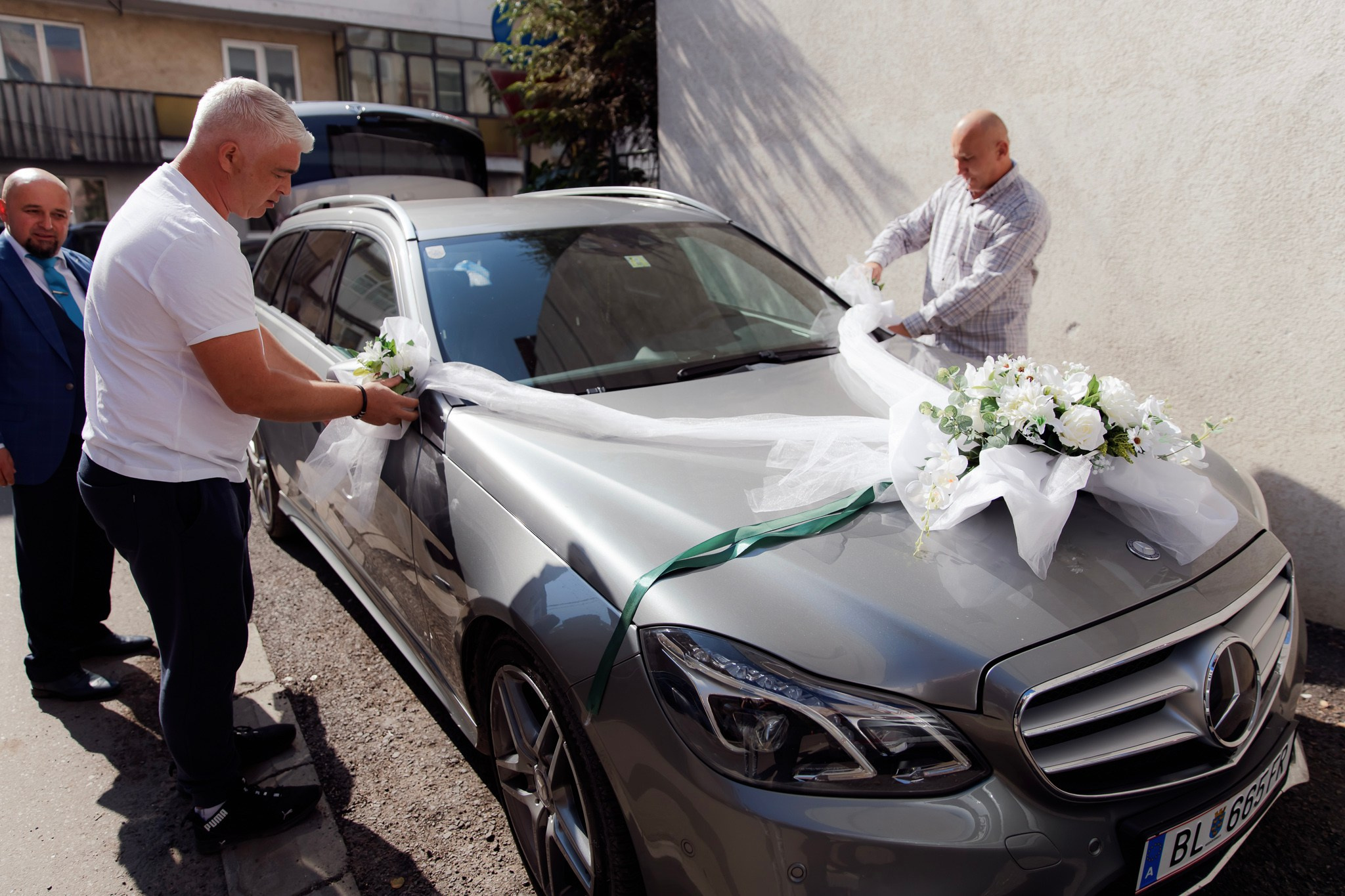 Mihai & Oana. Servicii foto-video profesionale, pentru momente de neuitat