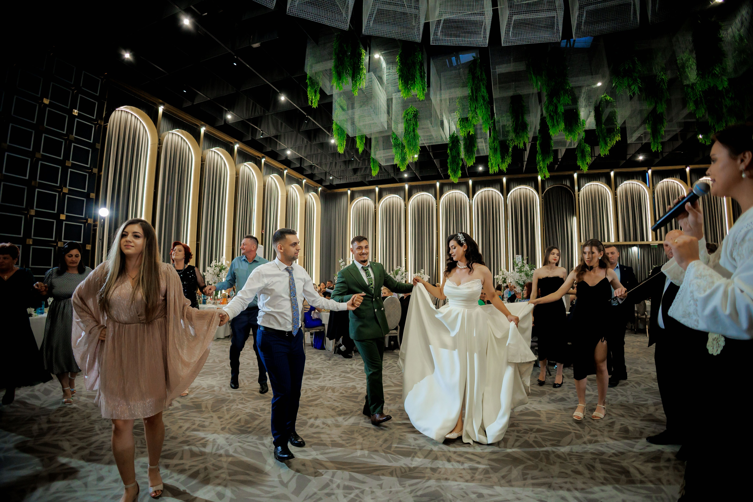 Nunta Nicoleta & Răzvan | Fotografie & Videografie Profesională. Servicii foto-video profesionale, pentru momente de neuitat