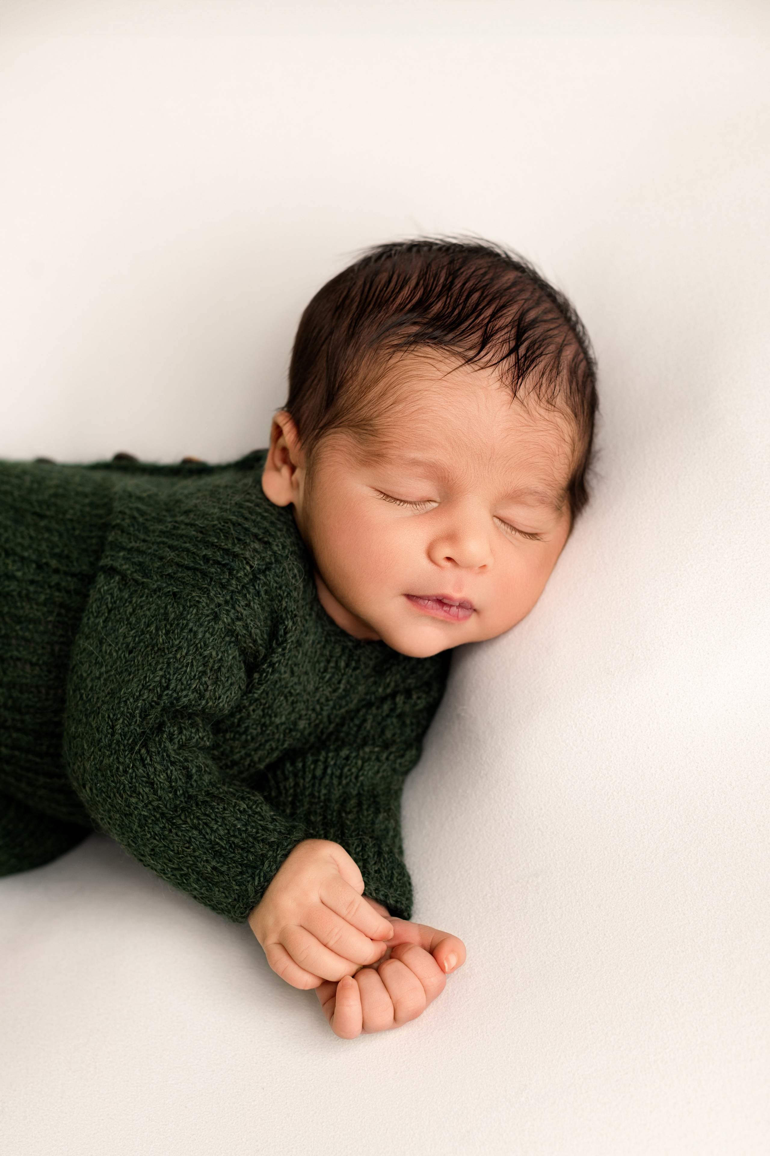 Newborn. Newborn photographer Sacramento