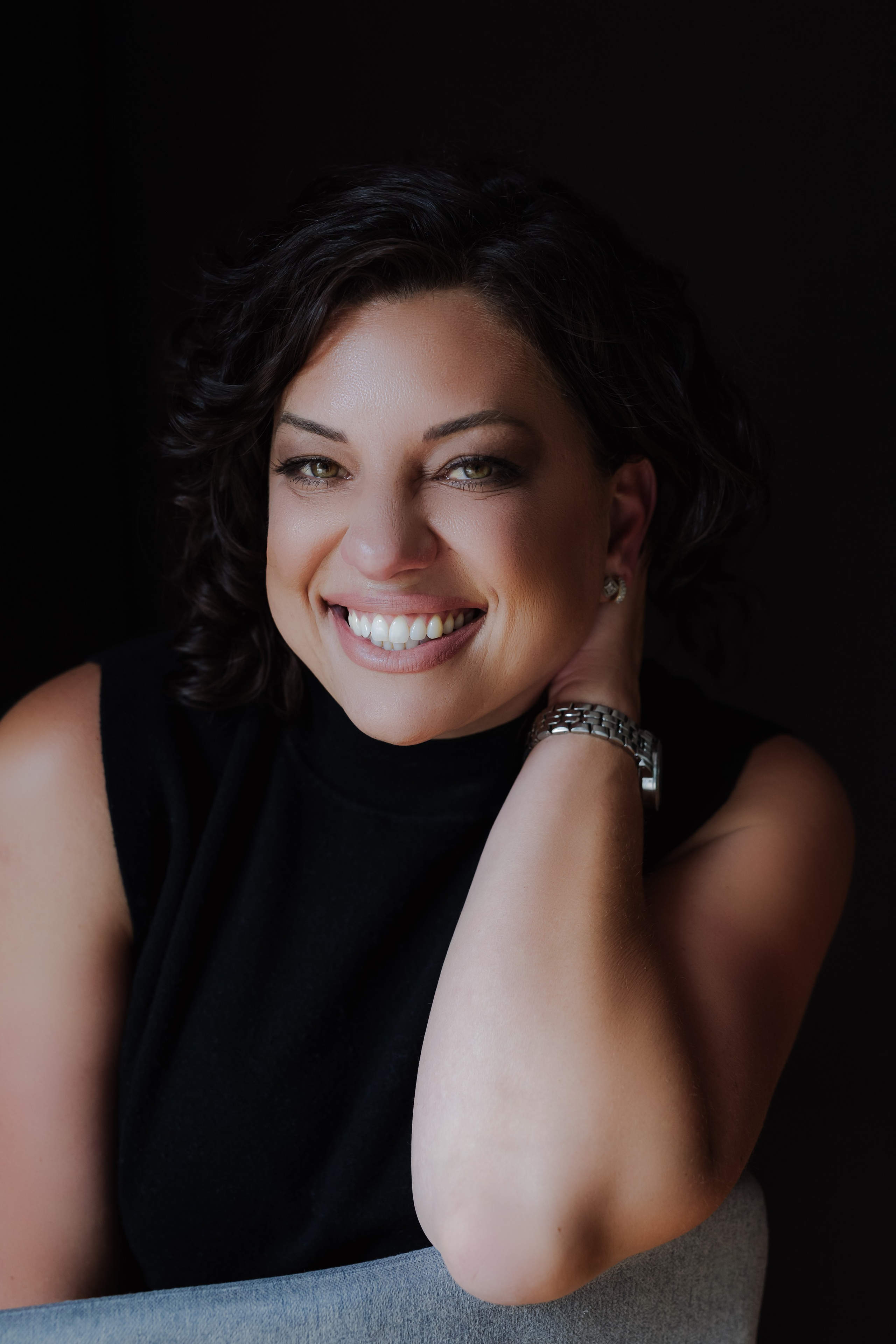 New Tecumseth Headshot Photographer. Portrait and Personal Brand Photographer in Simcoe County, Ontario, Bobbi-jo Stuart