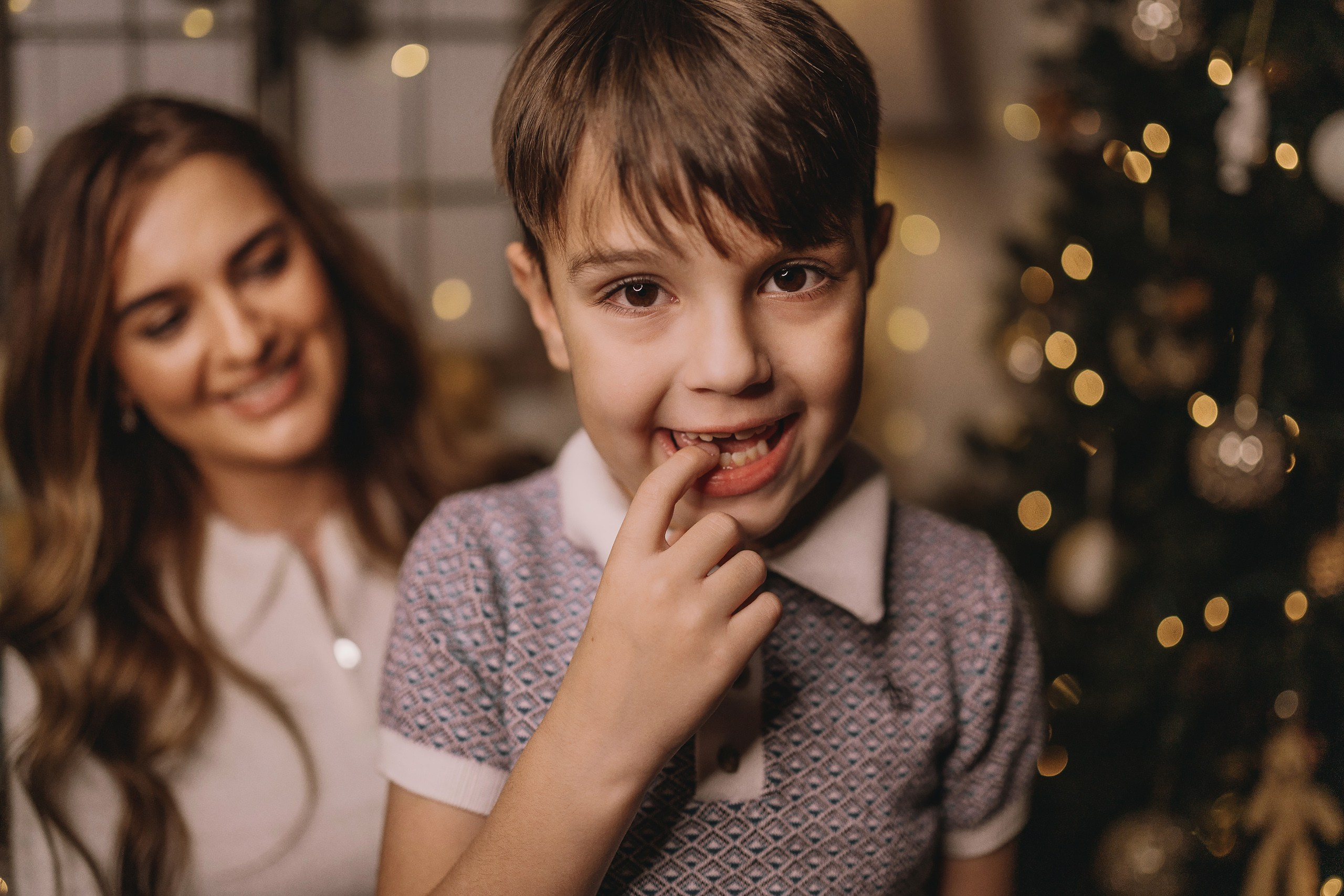 11.28.2025 Christmas Photoshoot. Wedding family event photographer in Chicago Nick Yushevich