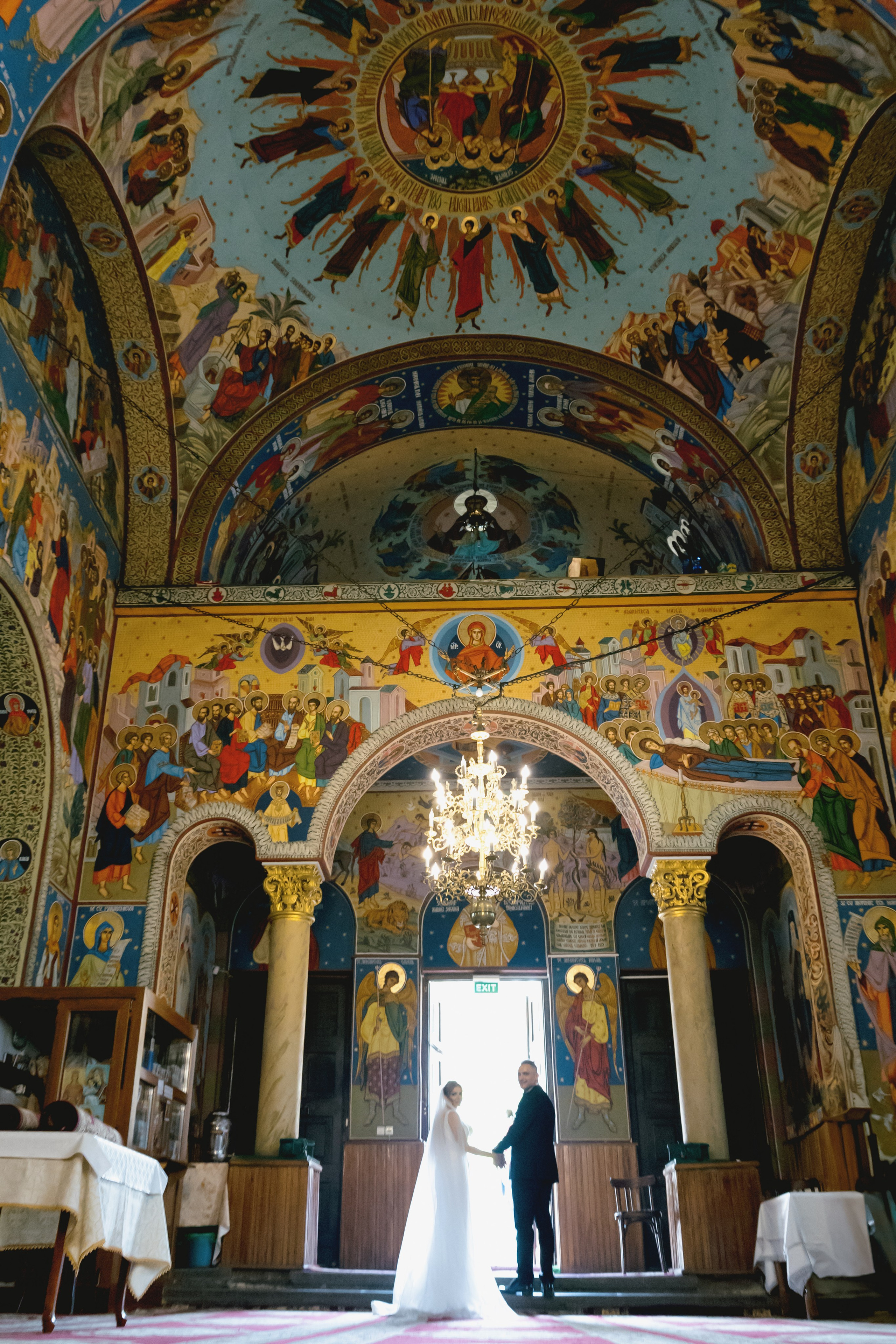 Kristine & Razvan - Rasnov. MDimaFotoStudio. Fotograf de nuntă, evenimente private și de familie