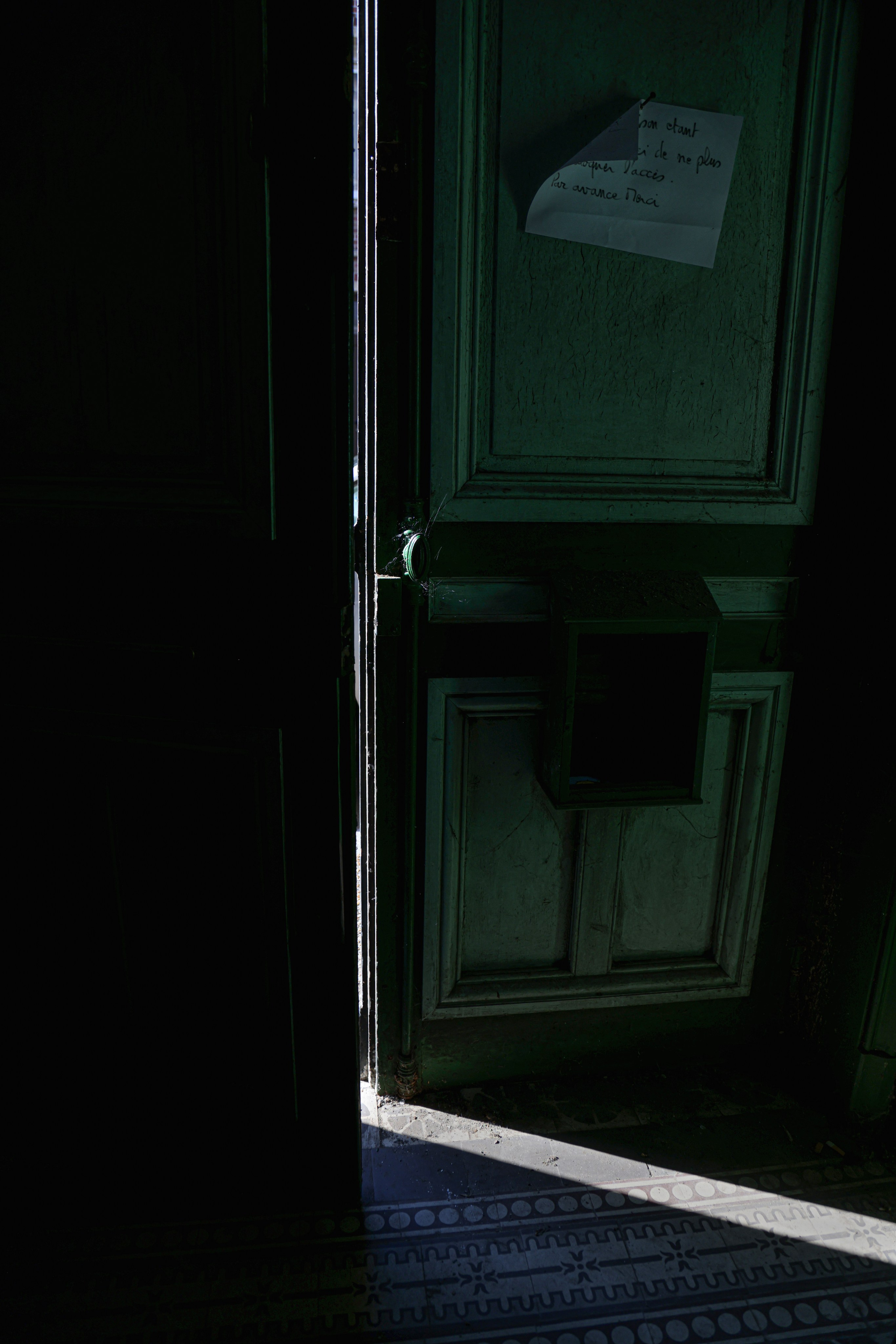 MAISON AU BOIS DORMANT. Natalia Bogdanovska. Films et photographie corporate en France