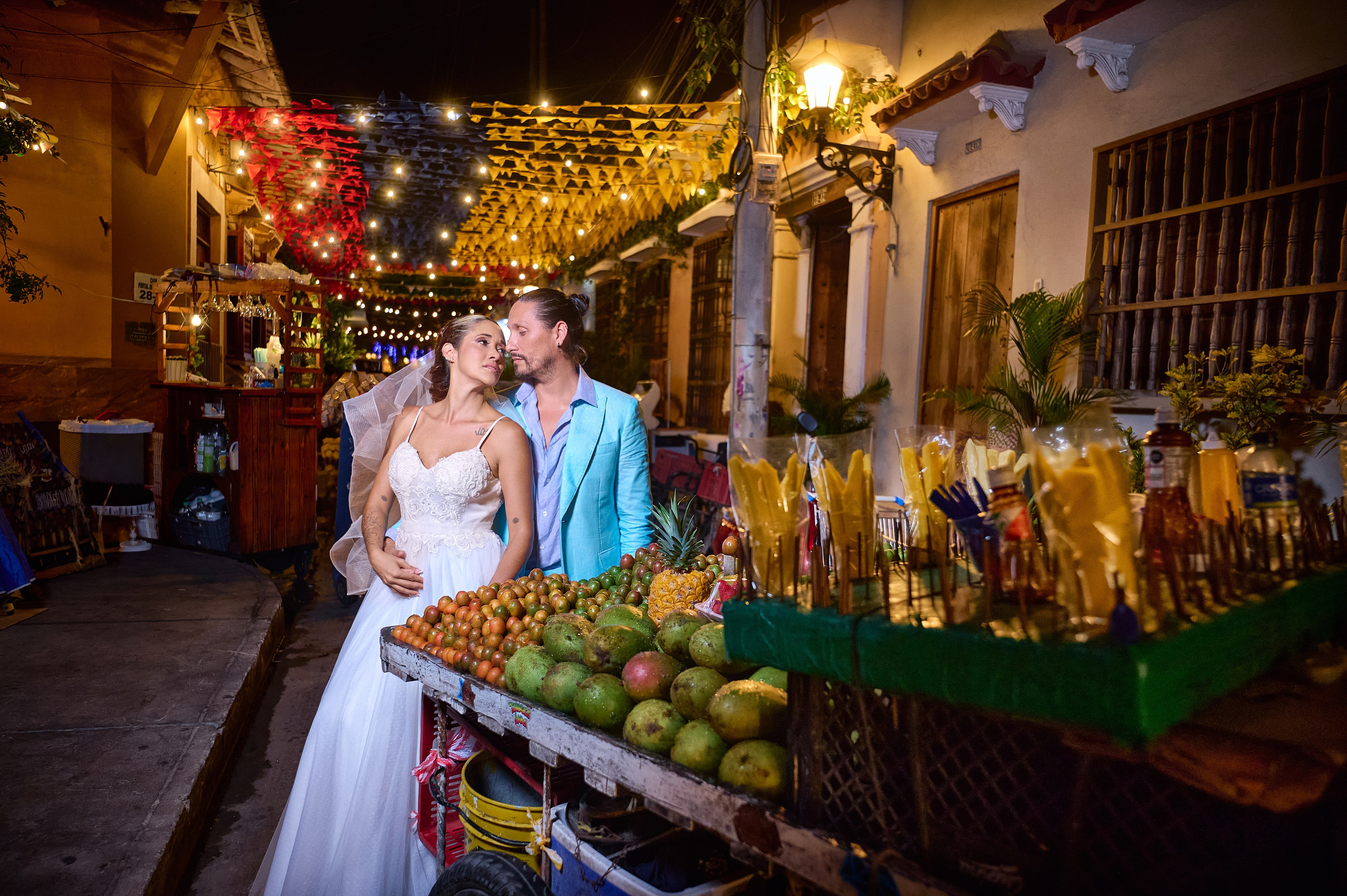 Trash the Dress en Cartagena. Wedding Photography & Videography by ZZ Hendrick | Capturing Your Love Story in Colombia & USA