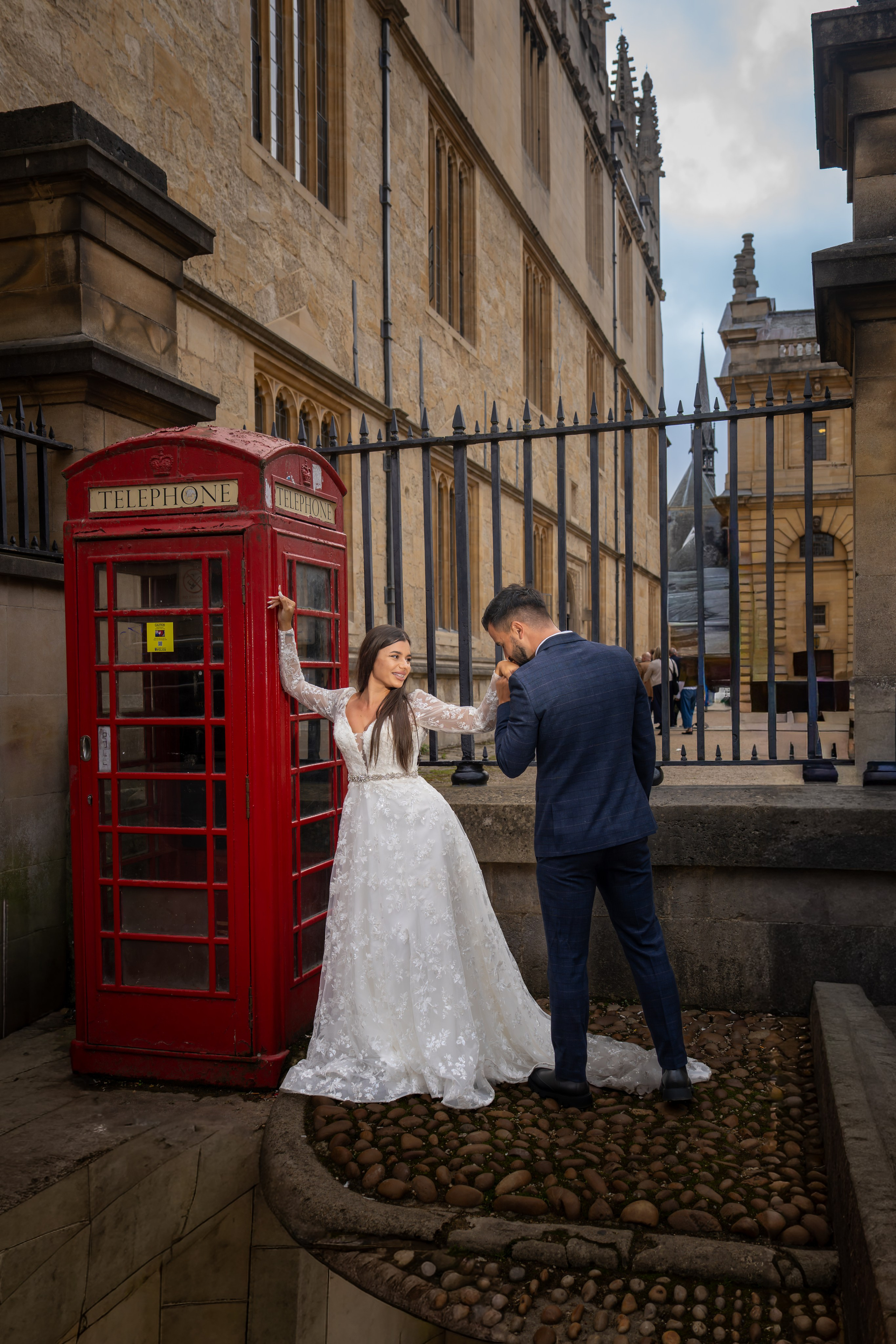 ANDREI & ANDREEA -trash the dress. Main