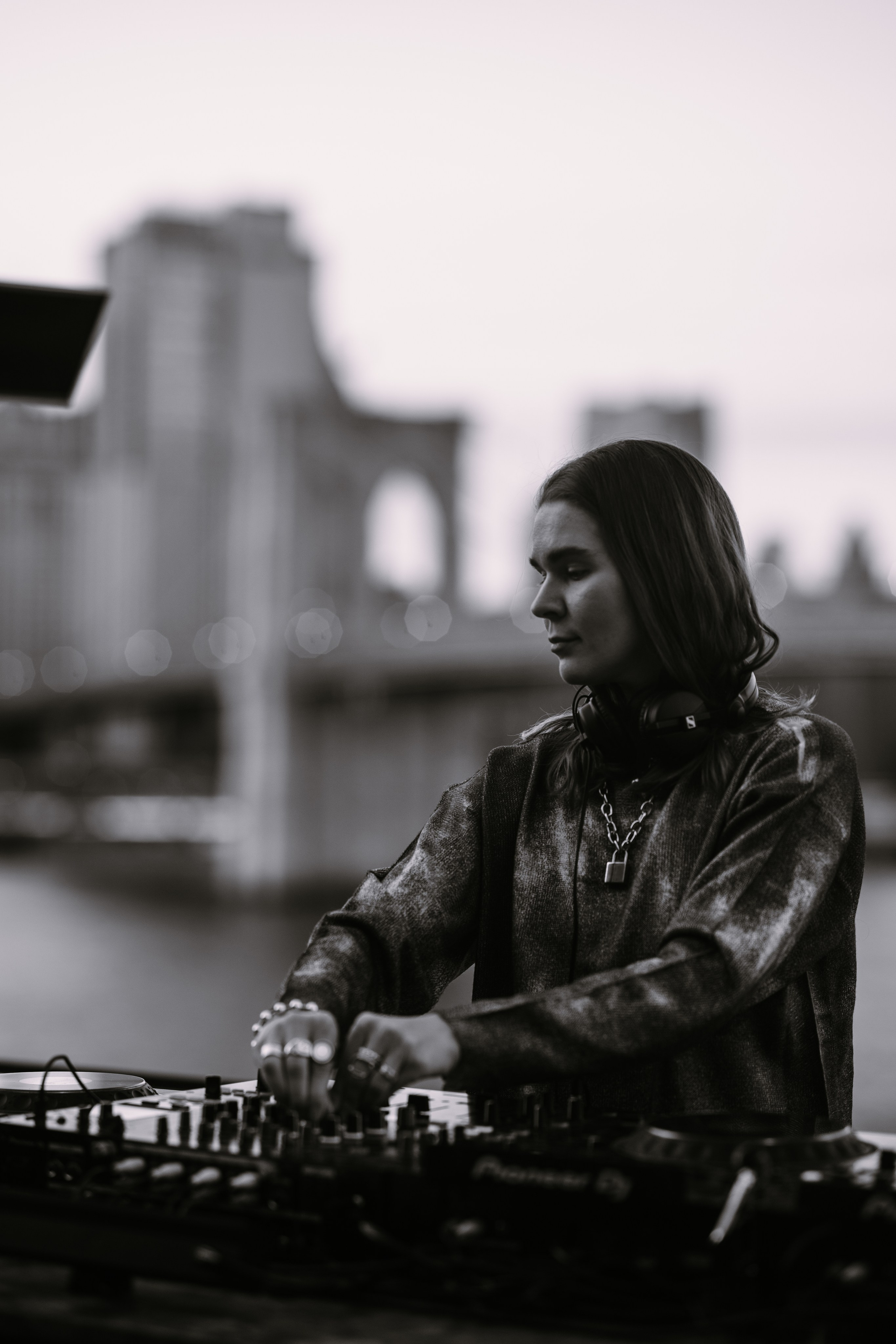 Chetana sunset sessions (@chetanaworld). Photographer New York / Los Angeles