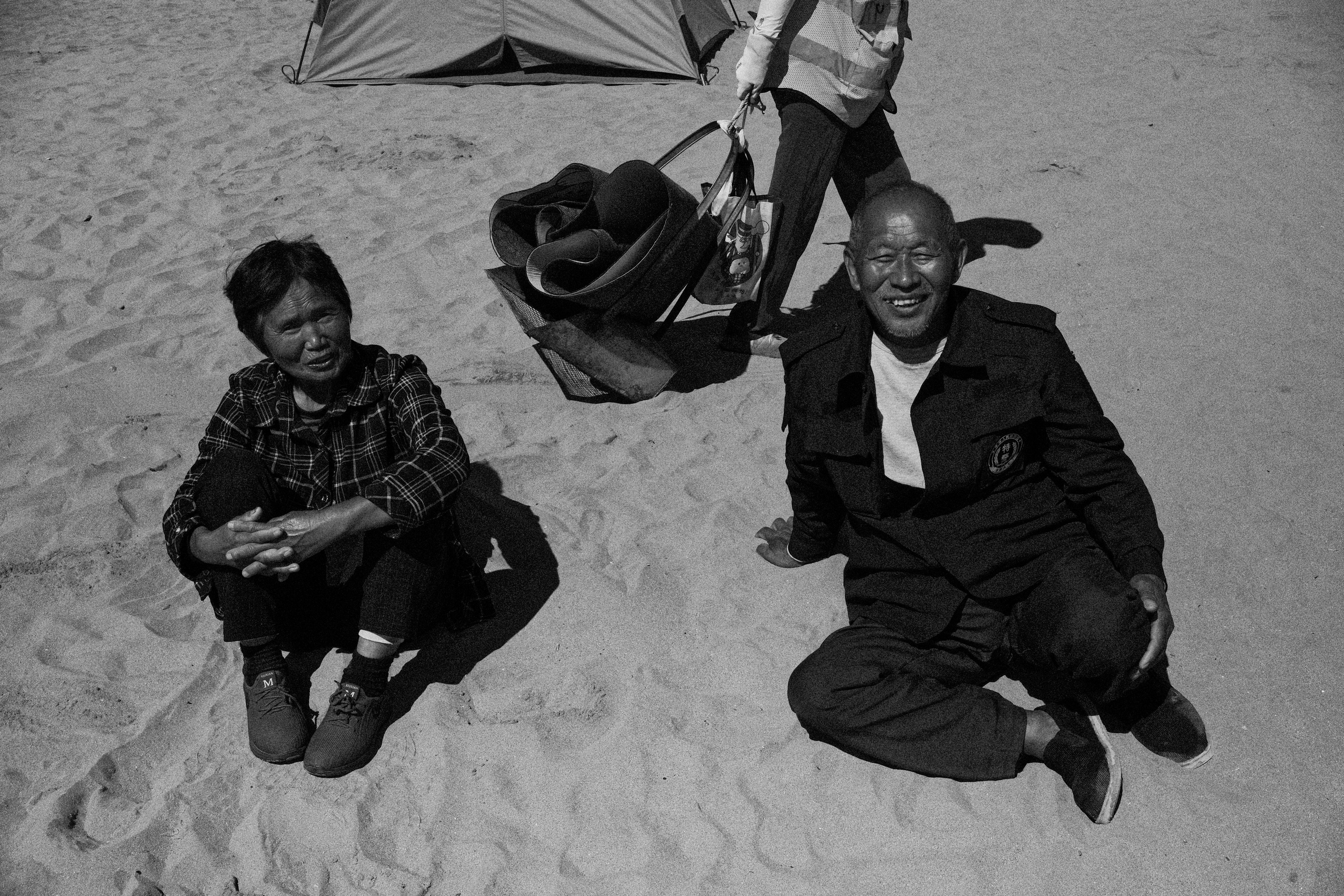 Capturing Life in Black and White - Candid Street Photography