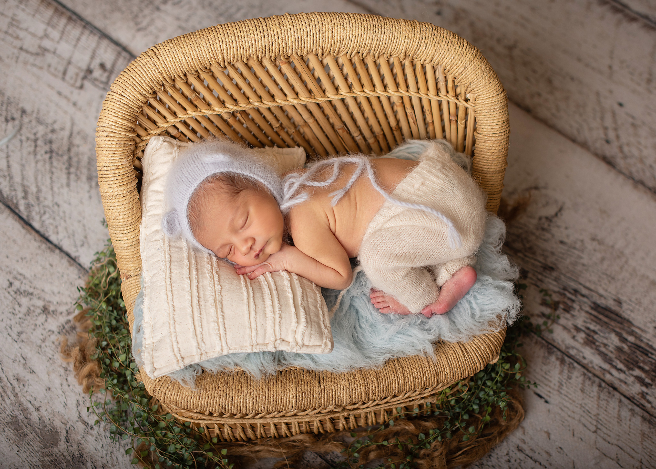 Mr Kolya. Newborn, pregnancy, family photographer in New Jersey