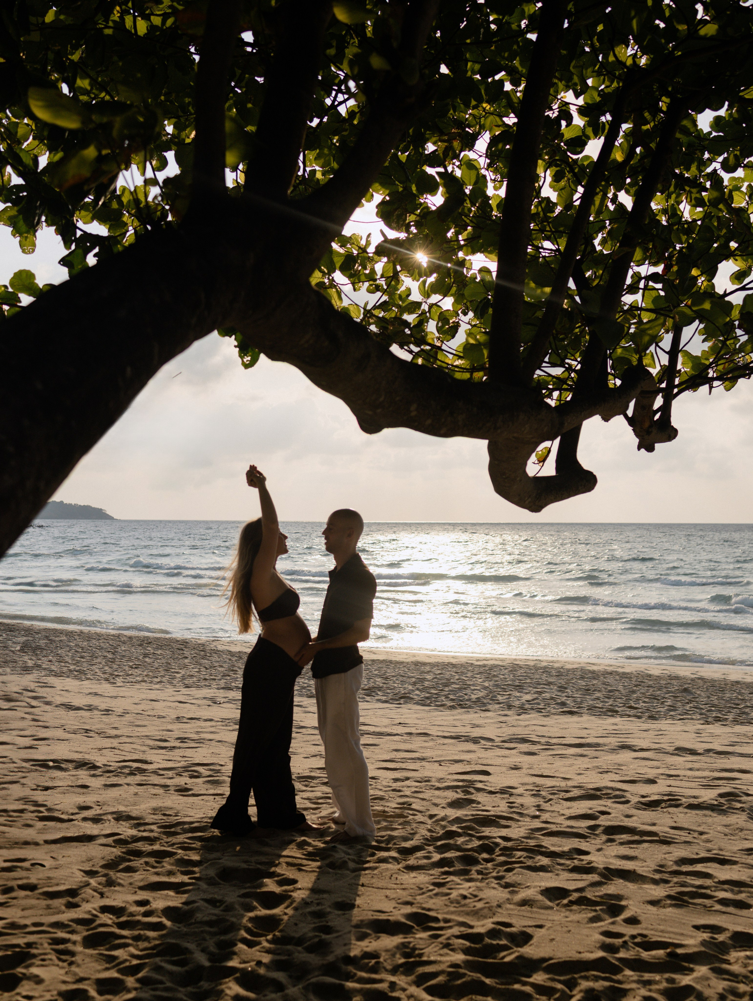 PREGNANCY PHOTOSHOOT. Photographer on Koh Samui Elena