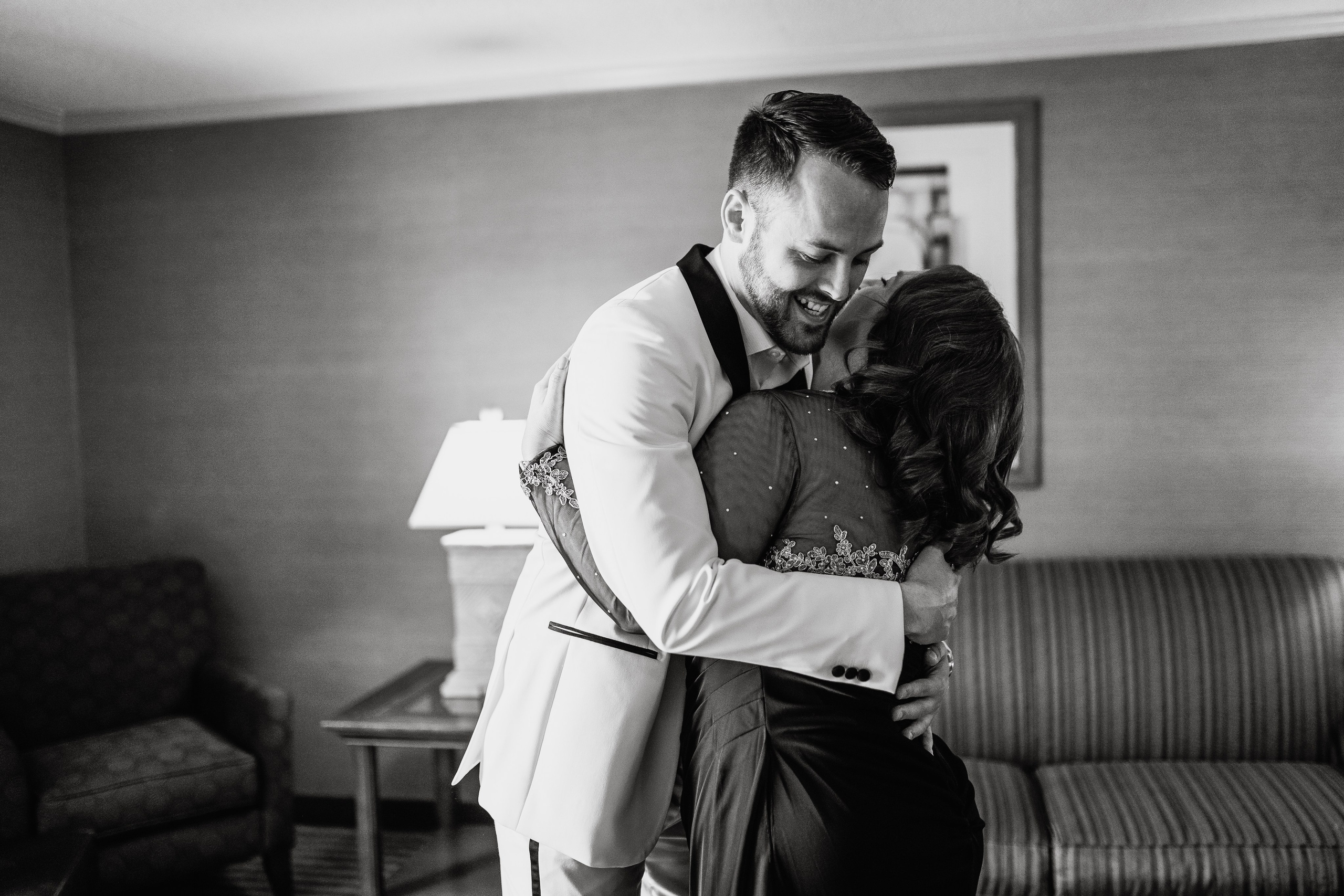 Elza&Caleb. Wedding and family photographer and videographer PA, NJ, NY, DE, MD