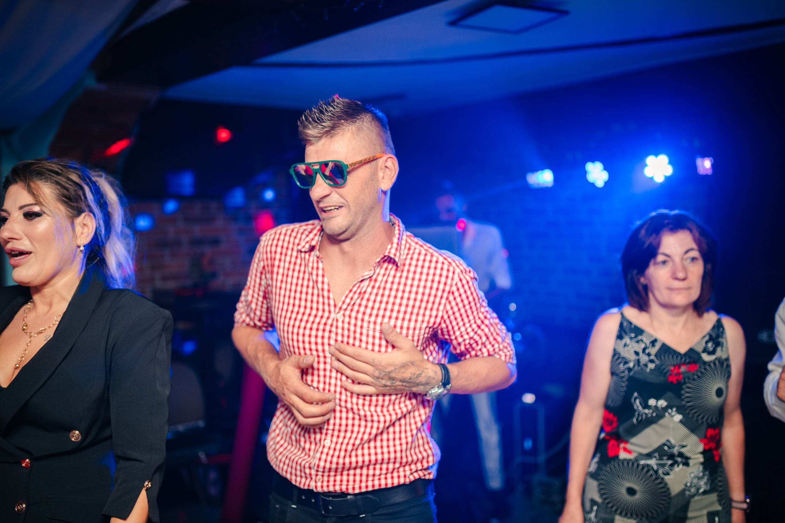 Micuta Sara-Lavinia. Fotograf de nuntă în Germania