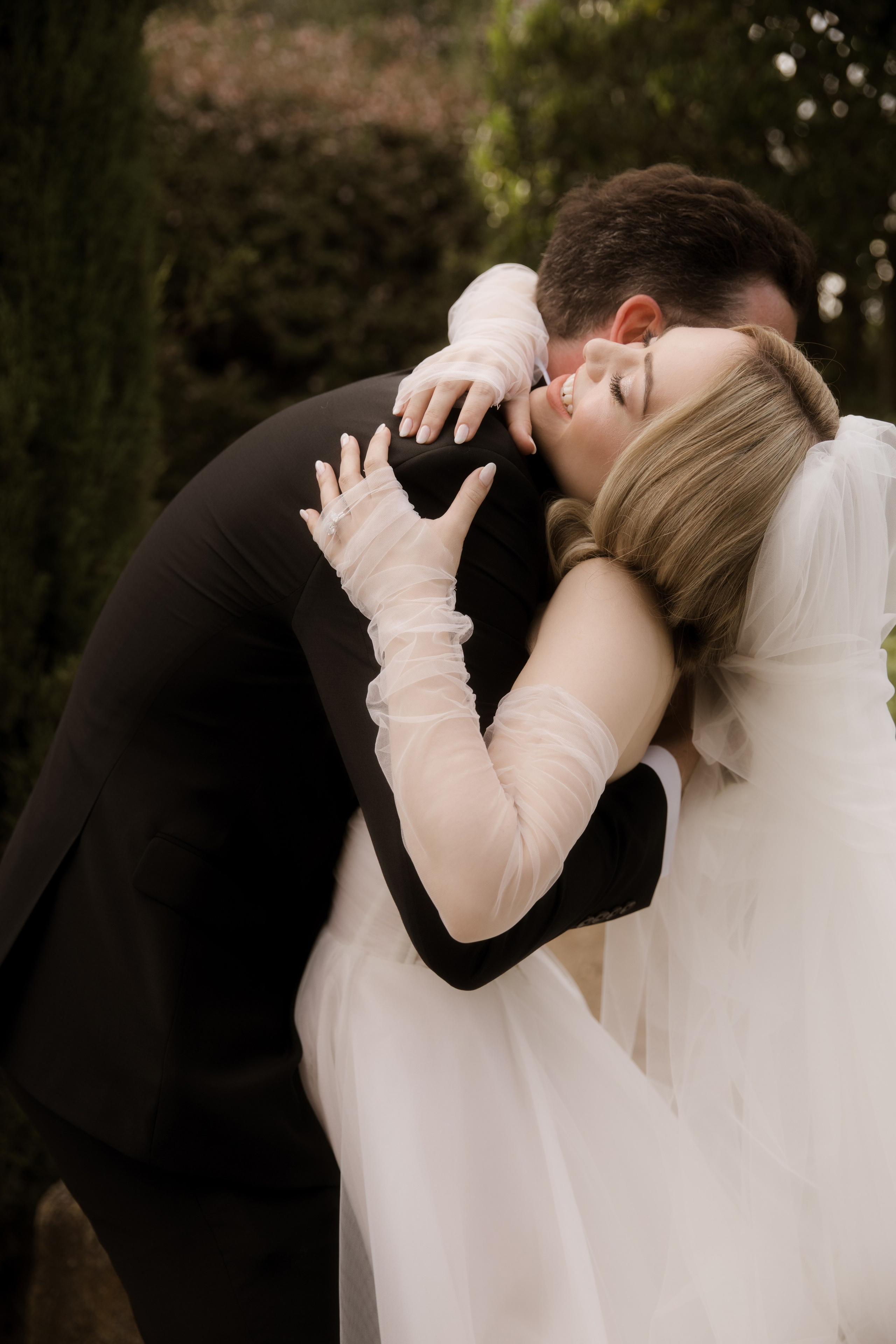 PJ & Yonna. Hotel Castell d’Emporda. Paola fotógrafo / videografo de bodas en Barcelona