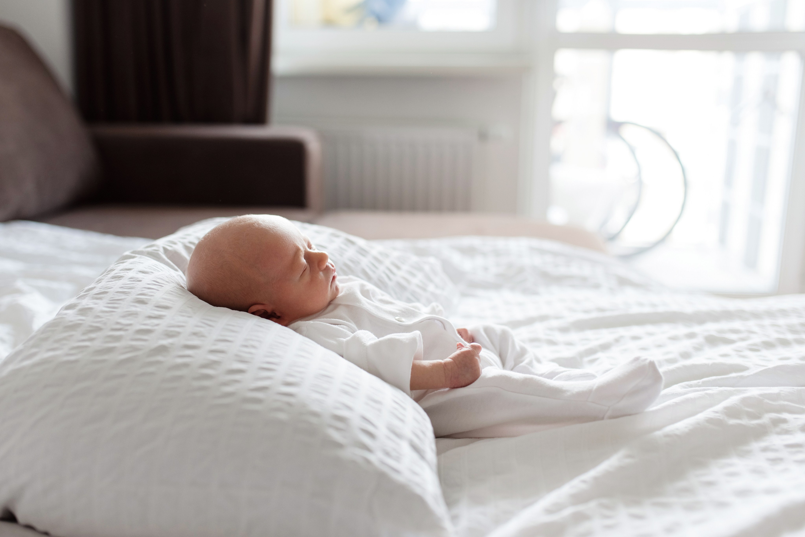 Lifestyle. In-home newborn photography Raleigh & area Katya Kulikova